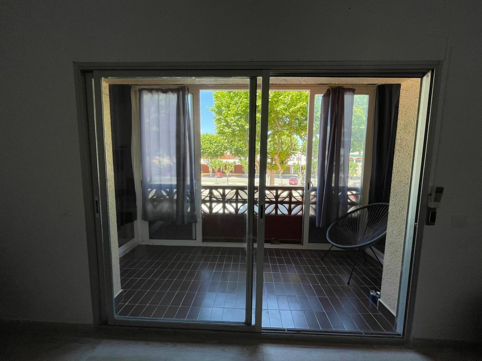 200 M De La Playa Apartamento Ampuriabrava