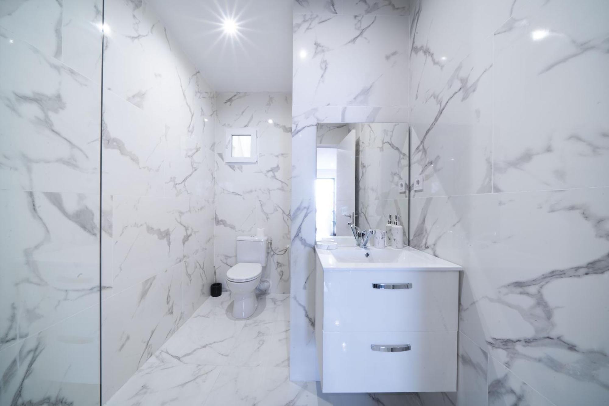 Wehostyou Moderne Colom 1b Roses