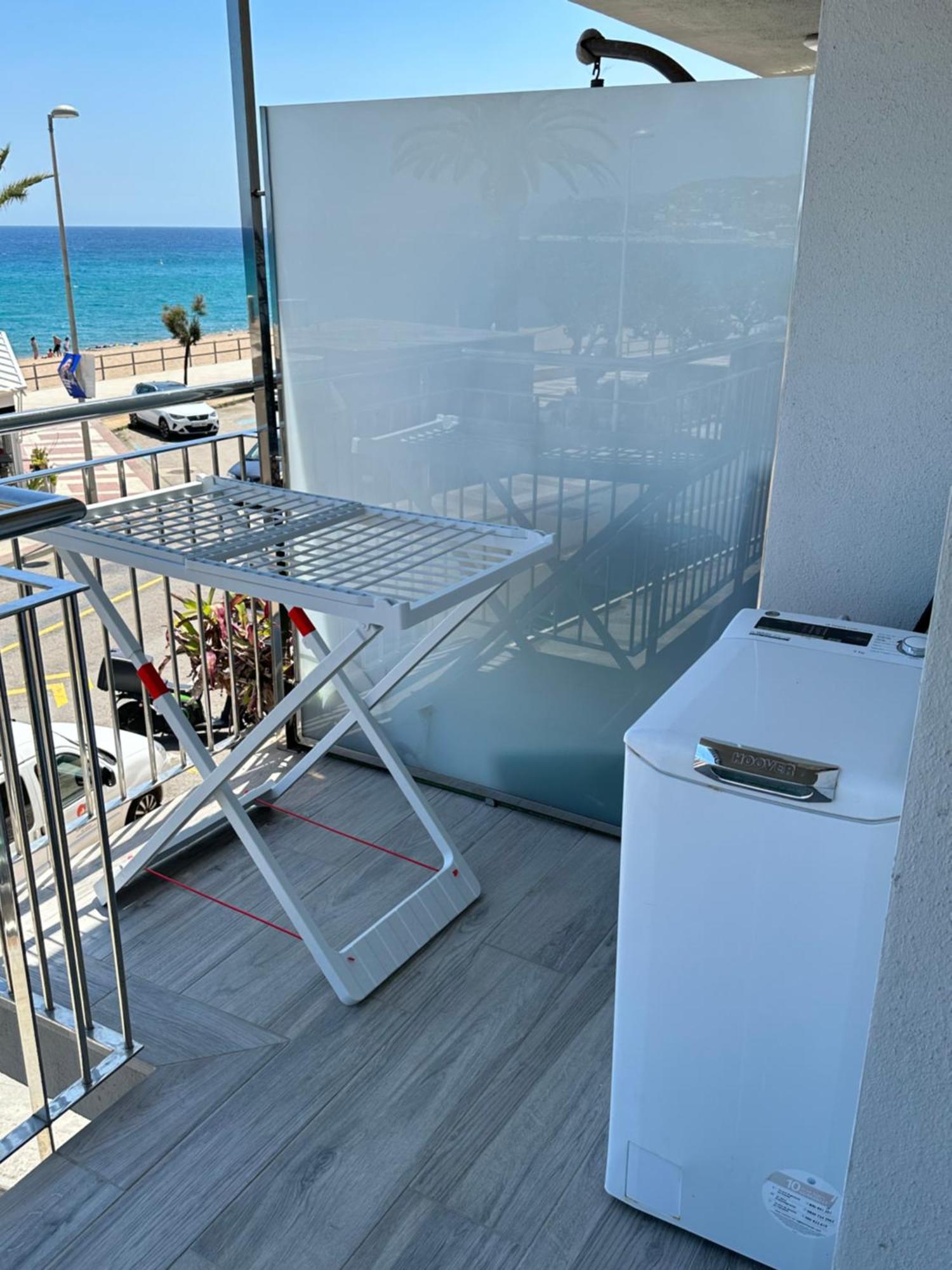 Estudio Con Impresionantes Vistas Al Mar