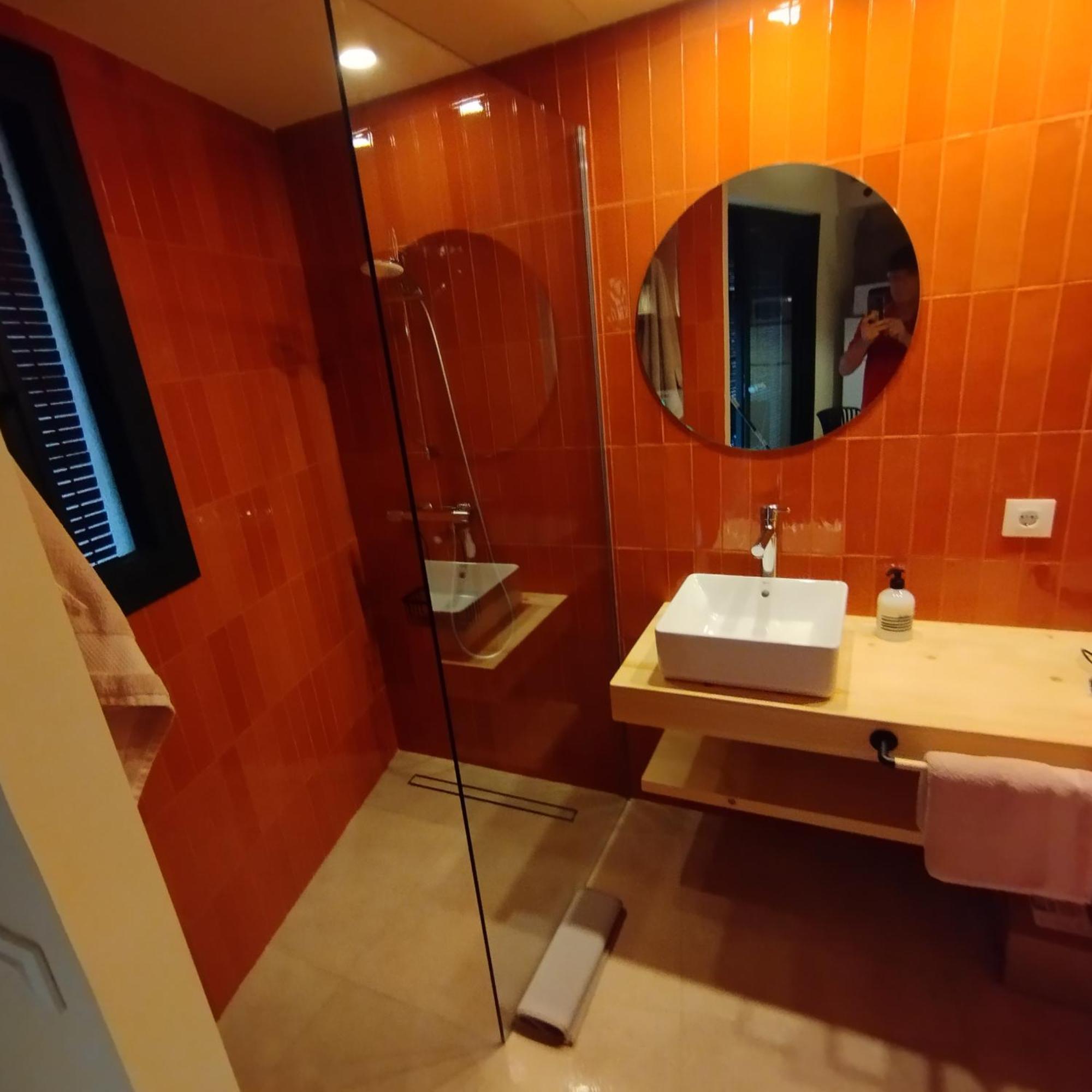 Emporda Apartamento- *