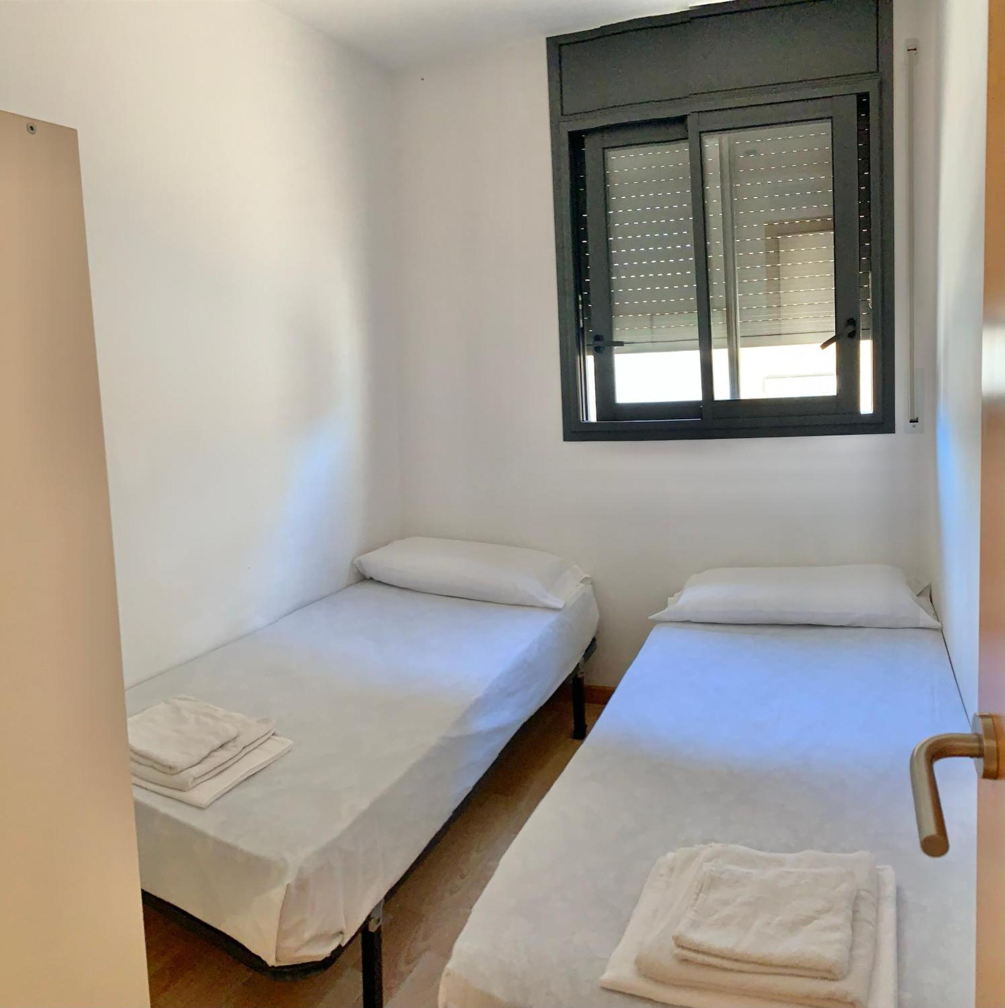 In With 2 Bedrooms Apartamento Blanes