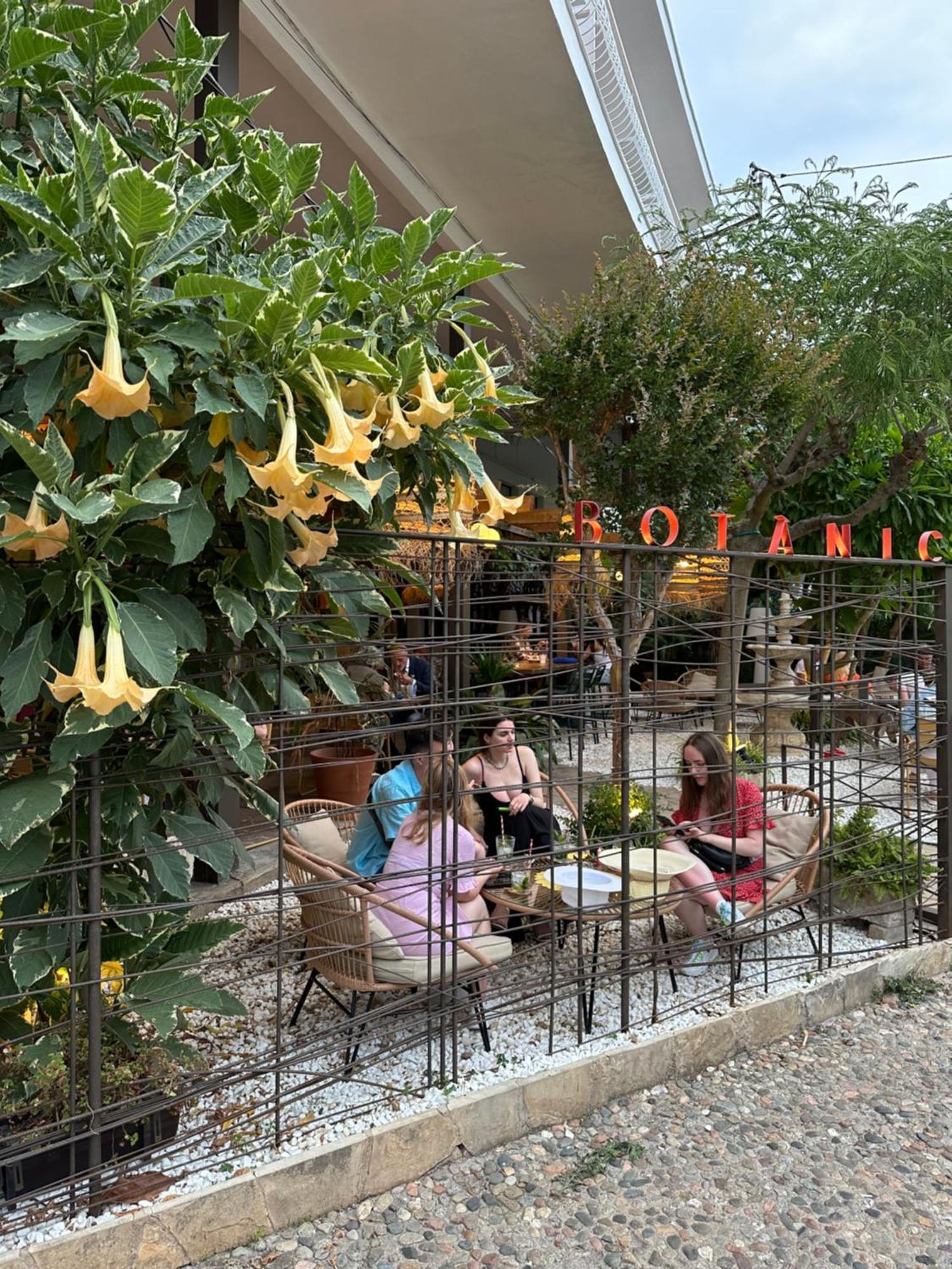 L'Illa Hotel