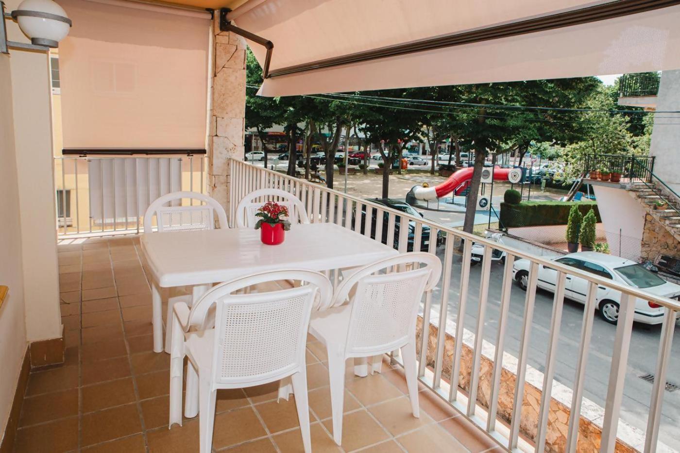 Ideal Familia A 500m De La Playa En Sagaro Apartamento *