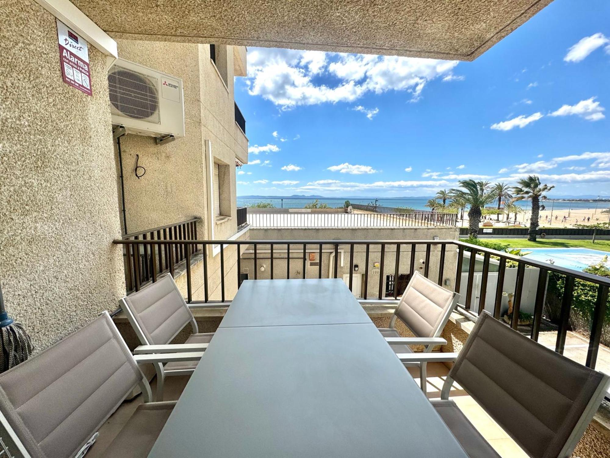 Castell Joncar Apartamento *