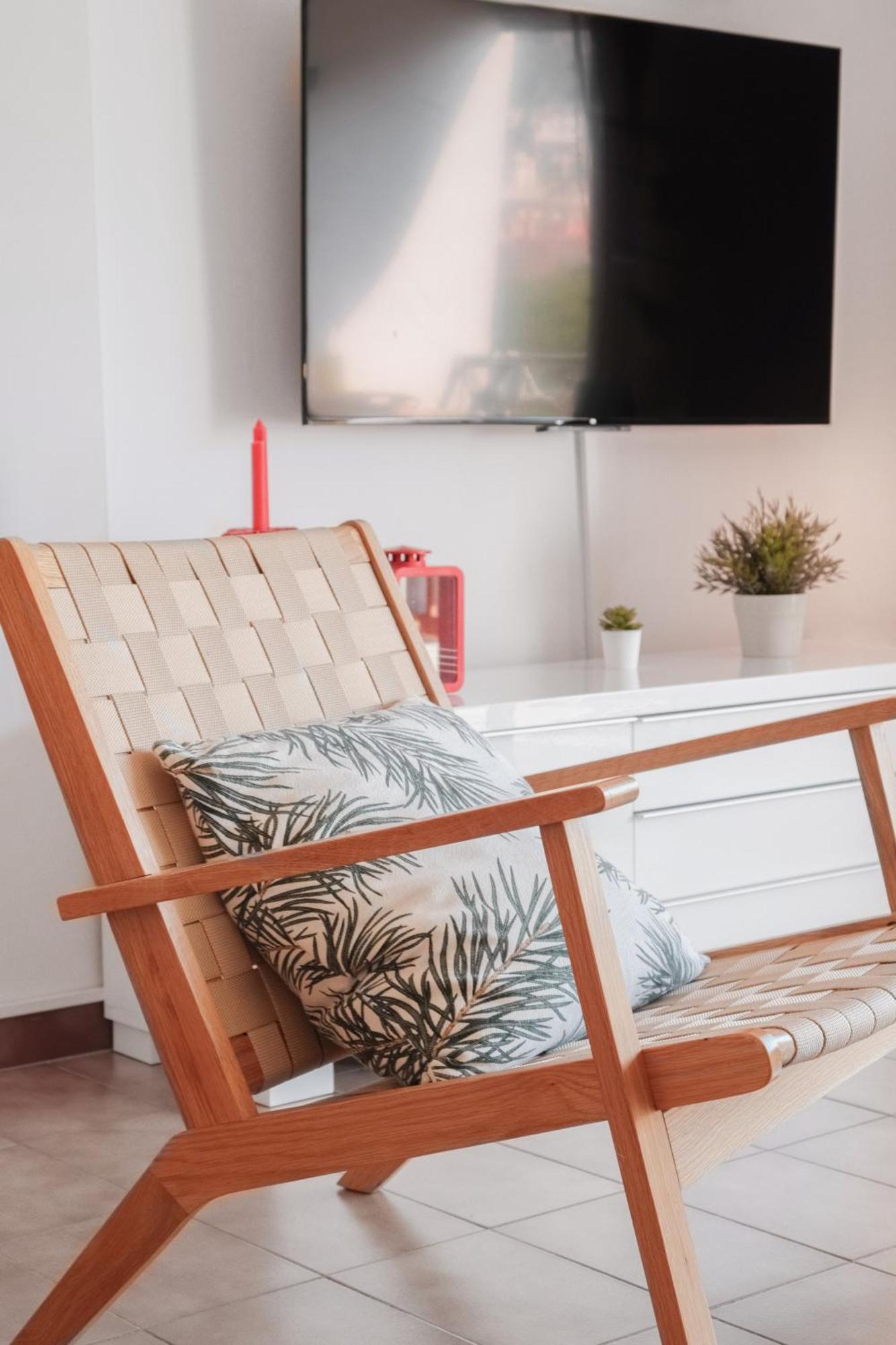 Lets Holidays Commercial Area * Tossa de Mar