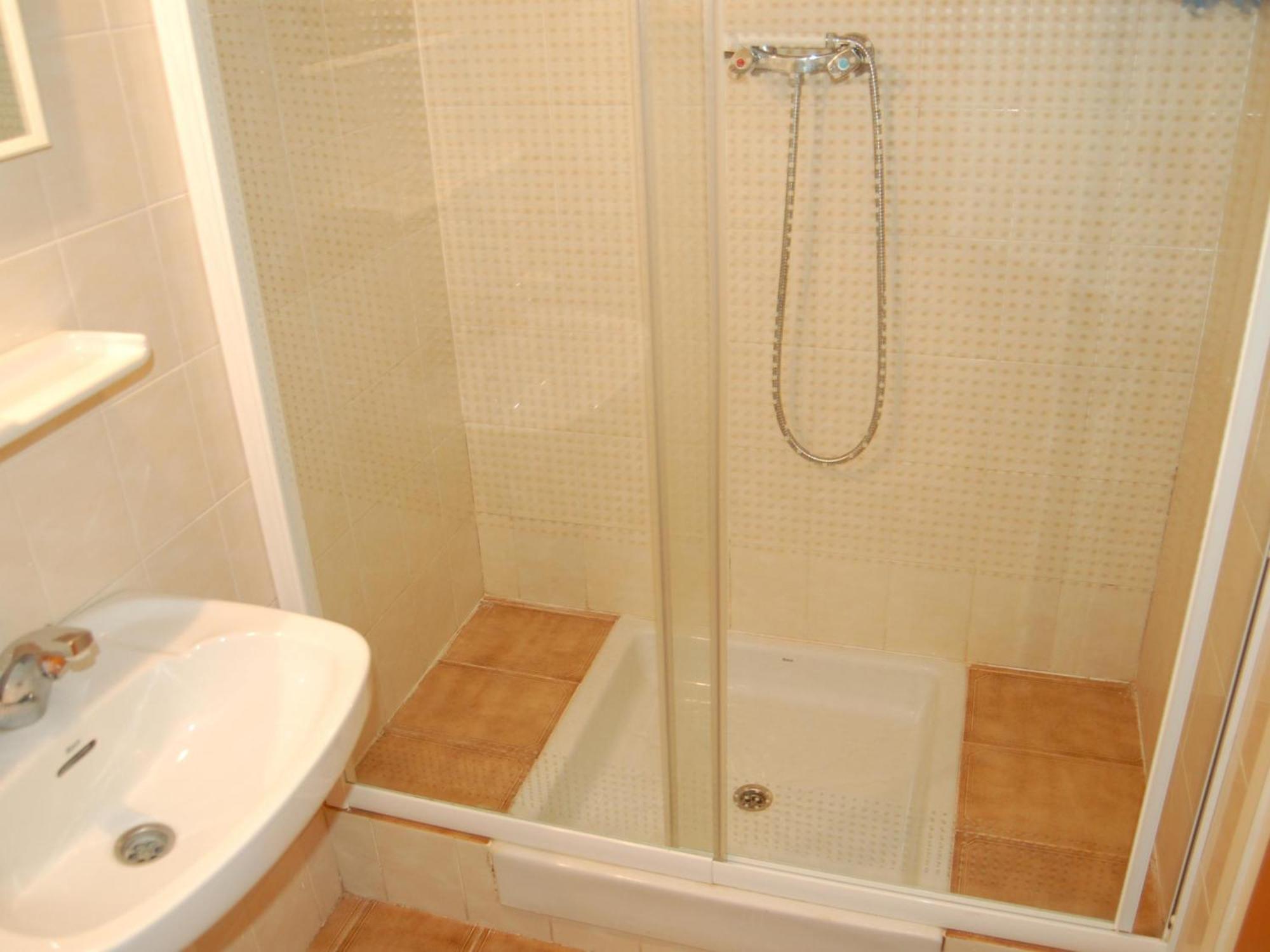 Apartamento Cap Ras V 1-1 Con Vistas Al Mar, A Tan Solo 50m De La Playa. - Es-228-164 Llançà