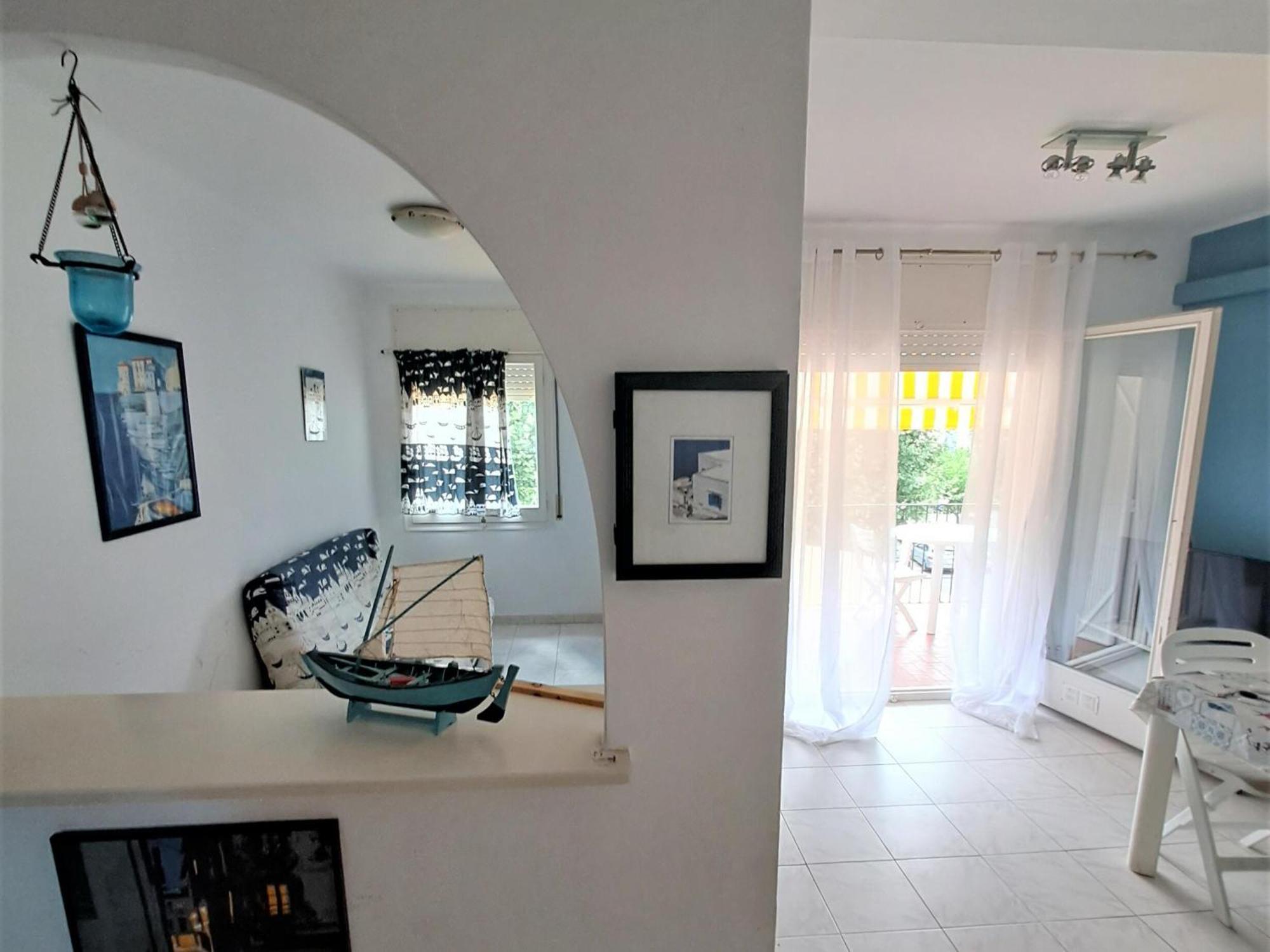Centrico En Empuriabrava, A 600m De La Playa, Con Balcon Y Aire Acondicionado. - Es-228-188 *