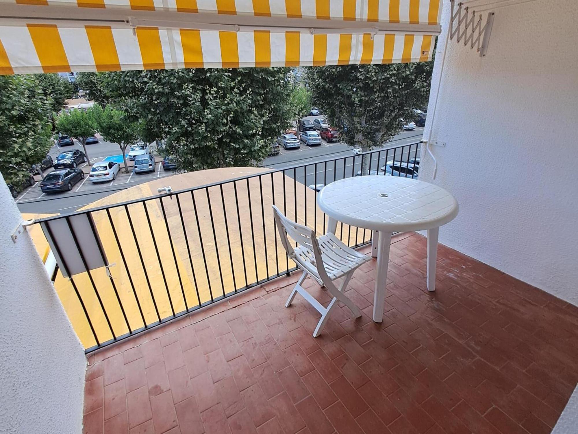 Apartamento Centrico En Empuriabrava, A 600m De La Playa, Con Balcon Y Aire Acondicionado. - Es-228-188 Ampuriabrava