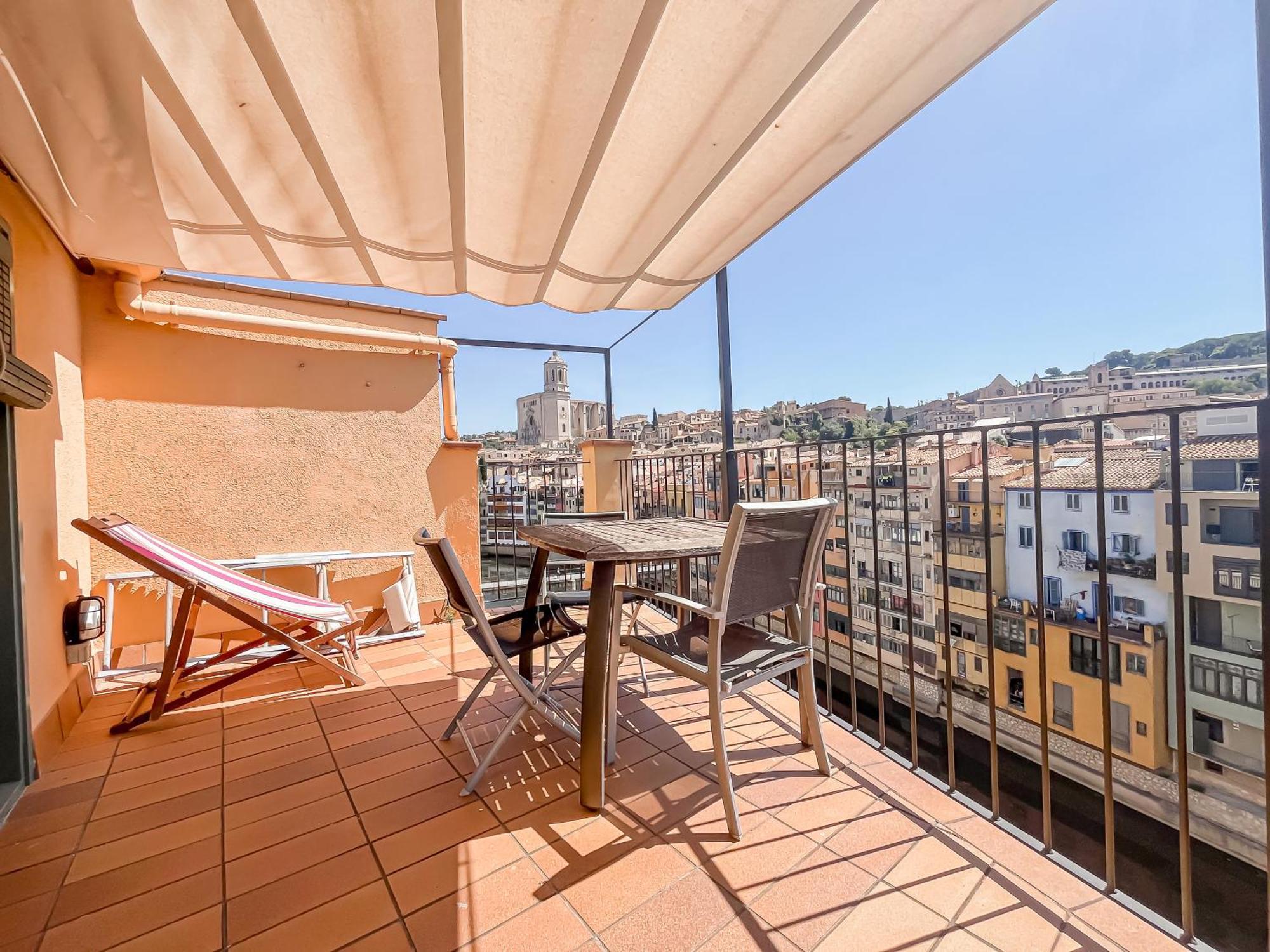 Sleep & Luxury Floor With Terrace Apartment