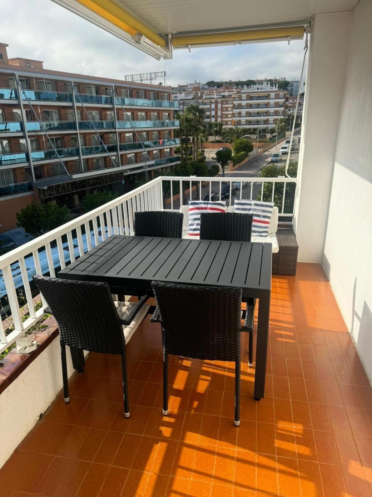 Lujoso Piso Enfrente De Playa De Fenals, 2 Terrazas Apartment Lloret de Mar