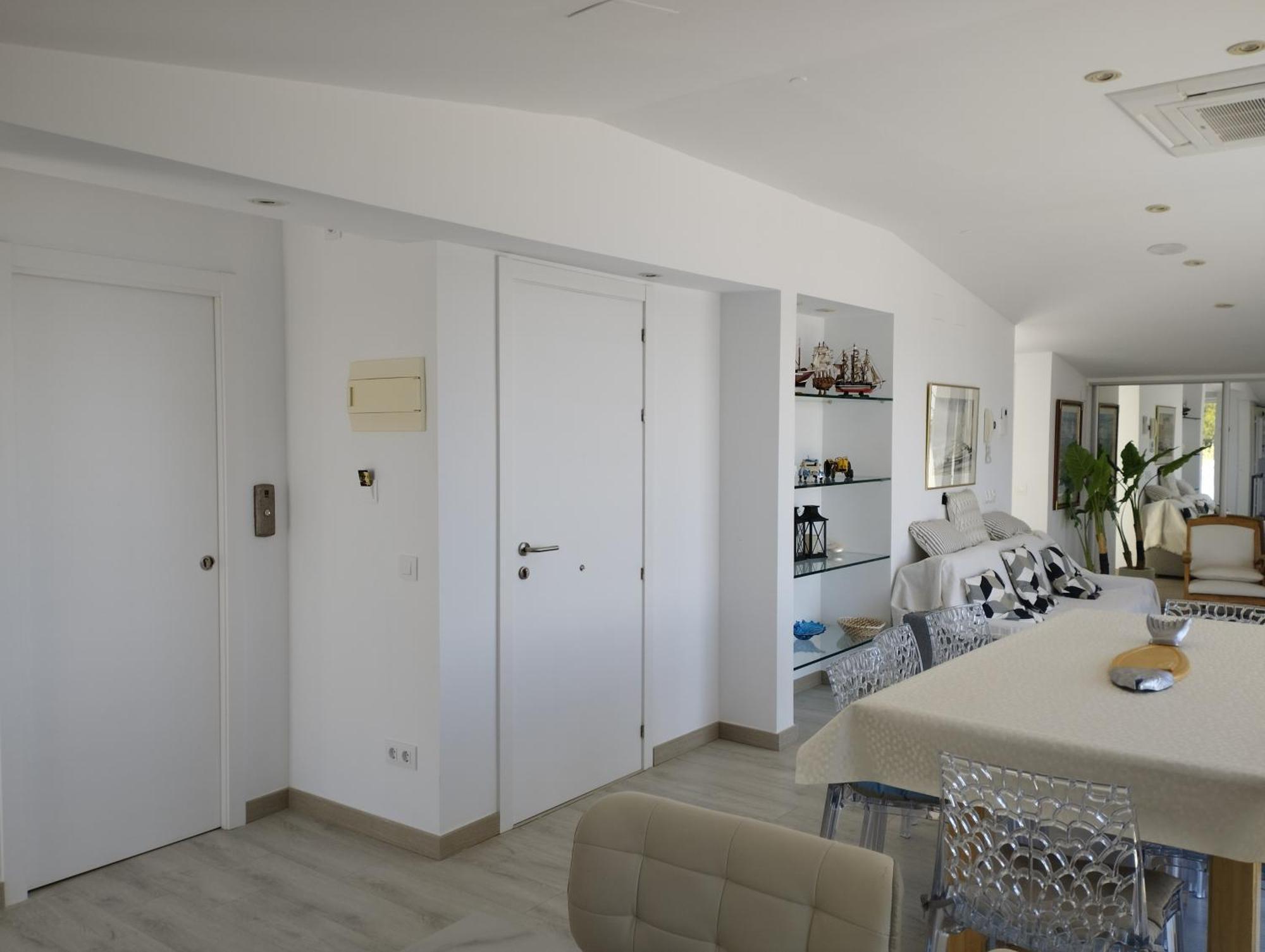 Atico Rhodes Playa Rosas
