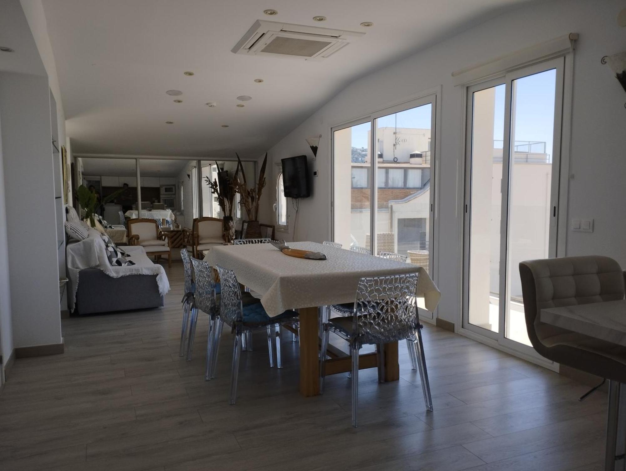 Atico Rhodes Playa Apartamento *