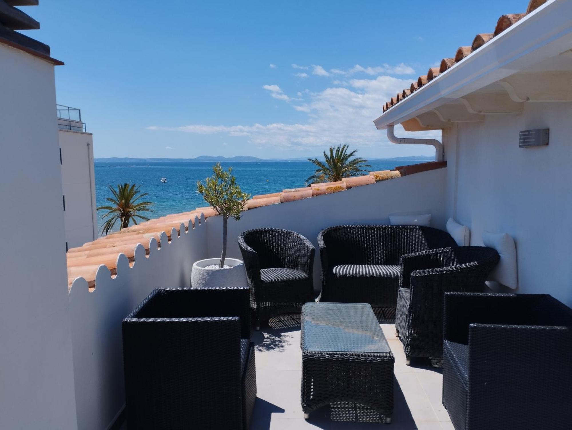 Atico Rhodes Playa Apartamento