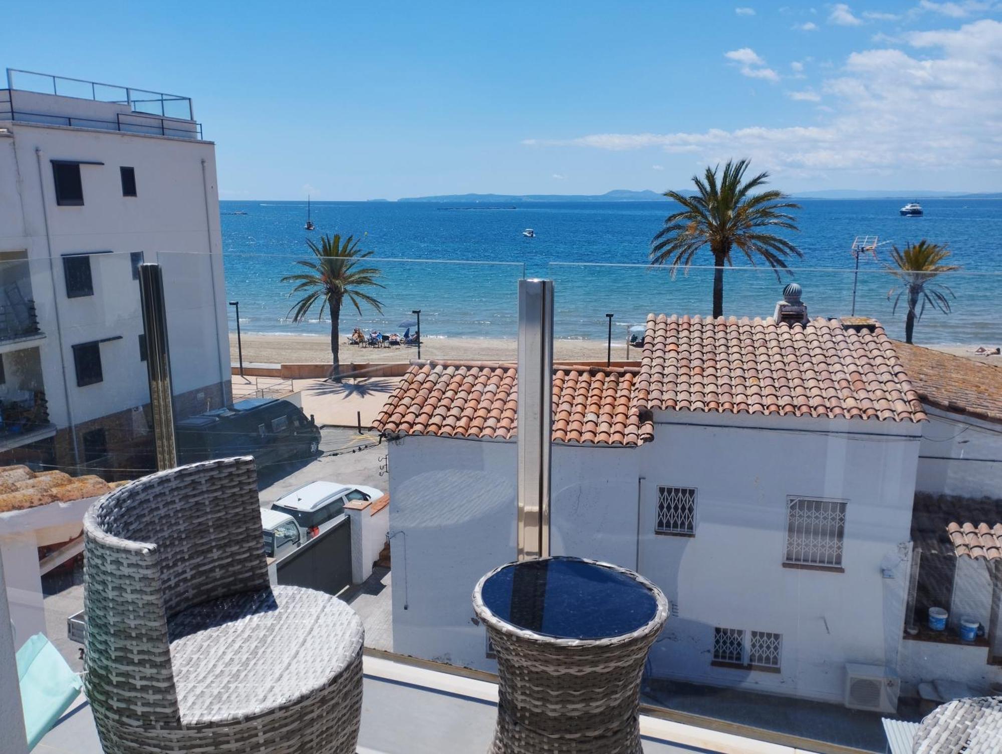 Atico Rhodes Playa Rosas
