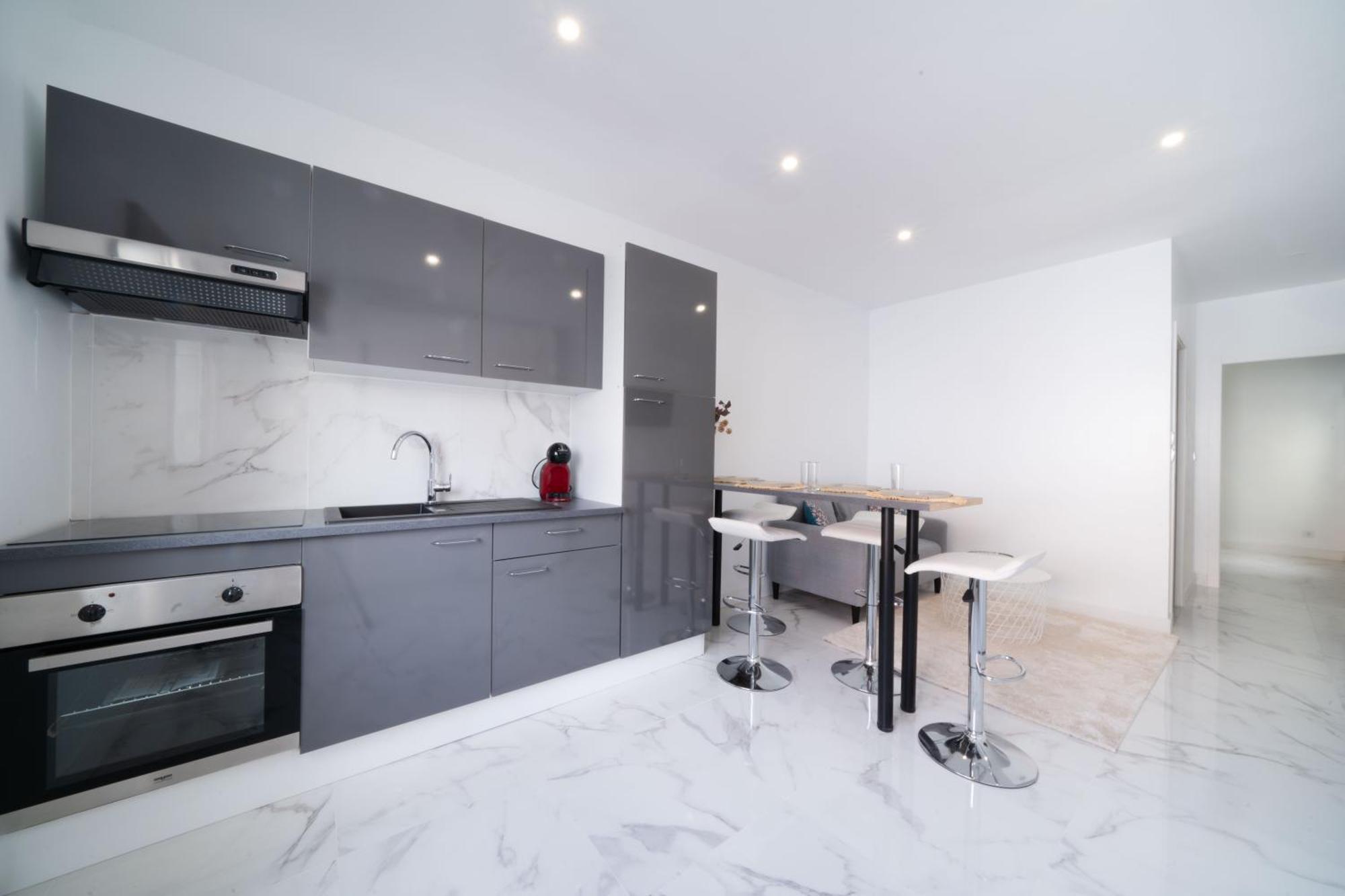 Apartamento Wehostyou Apt Moderne Central Colom 2a *