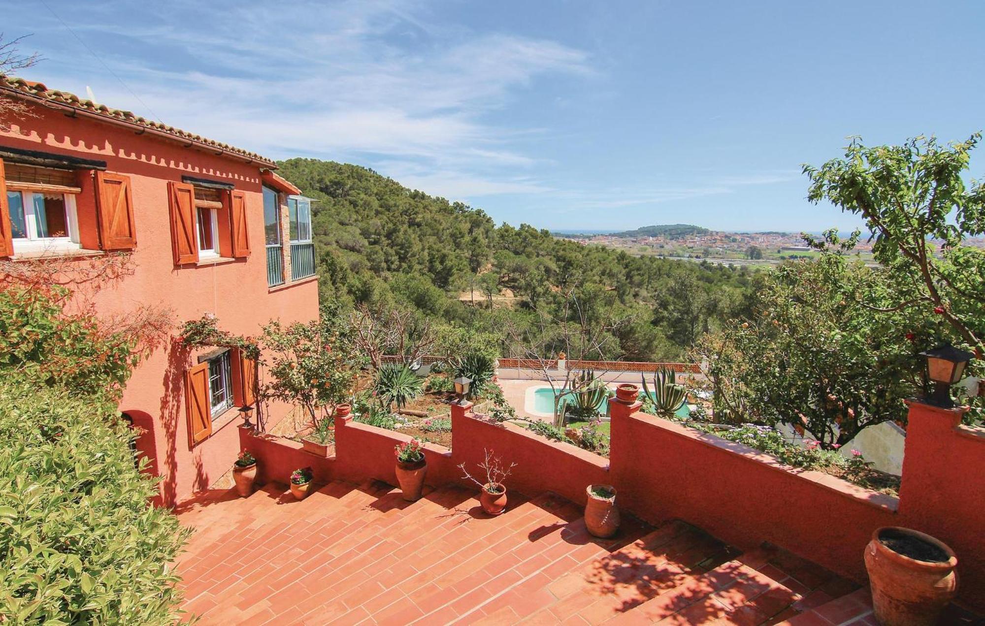 Apartamento In Palamos With House Sea View