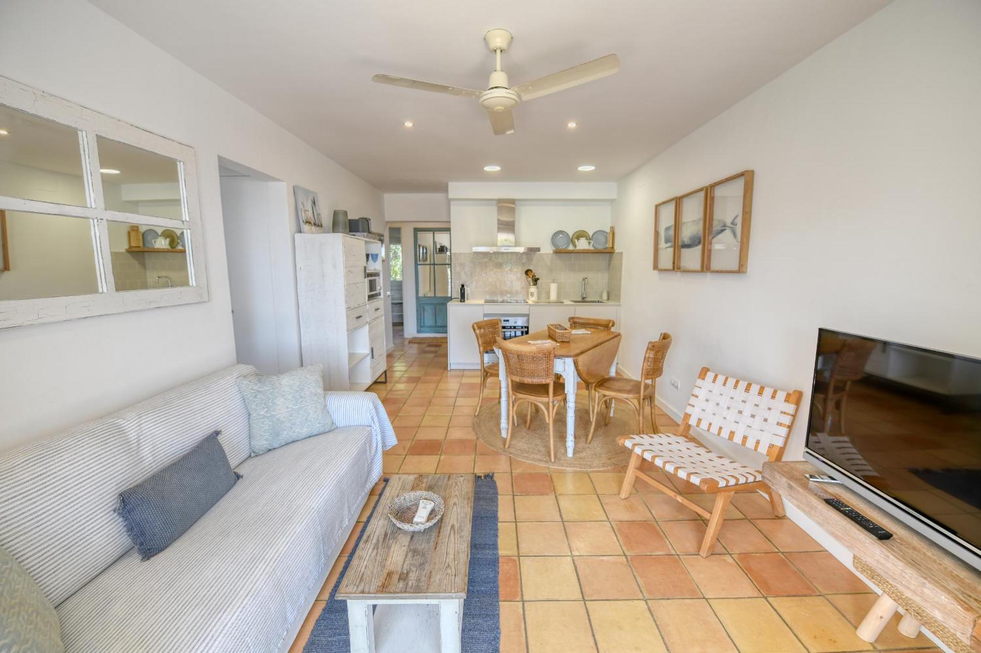 Refurbished Seaview, Santa Agata *
