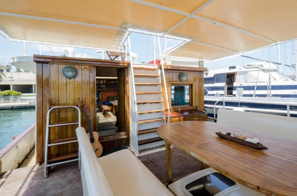 Hotel en barco Unic Boat In Old Harbour