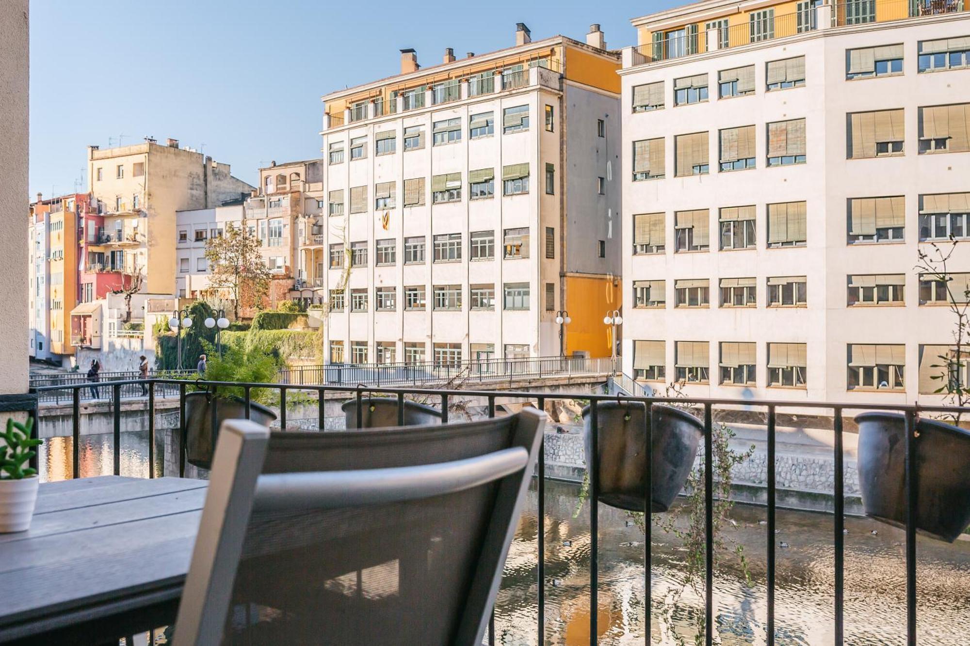 Flateli Ballesteries 15 Apartment *