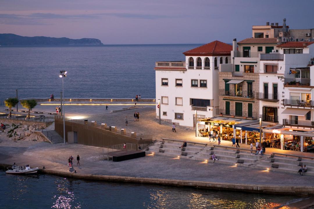 Apartamento Pis Amb Terrassa A La Escala L' Escala
