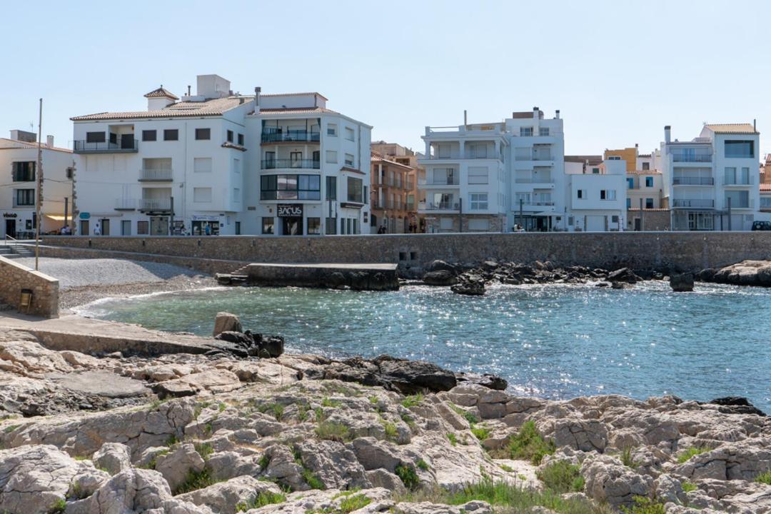 Apartamento Pis Amb Terrassa A La Escala L' Escala