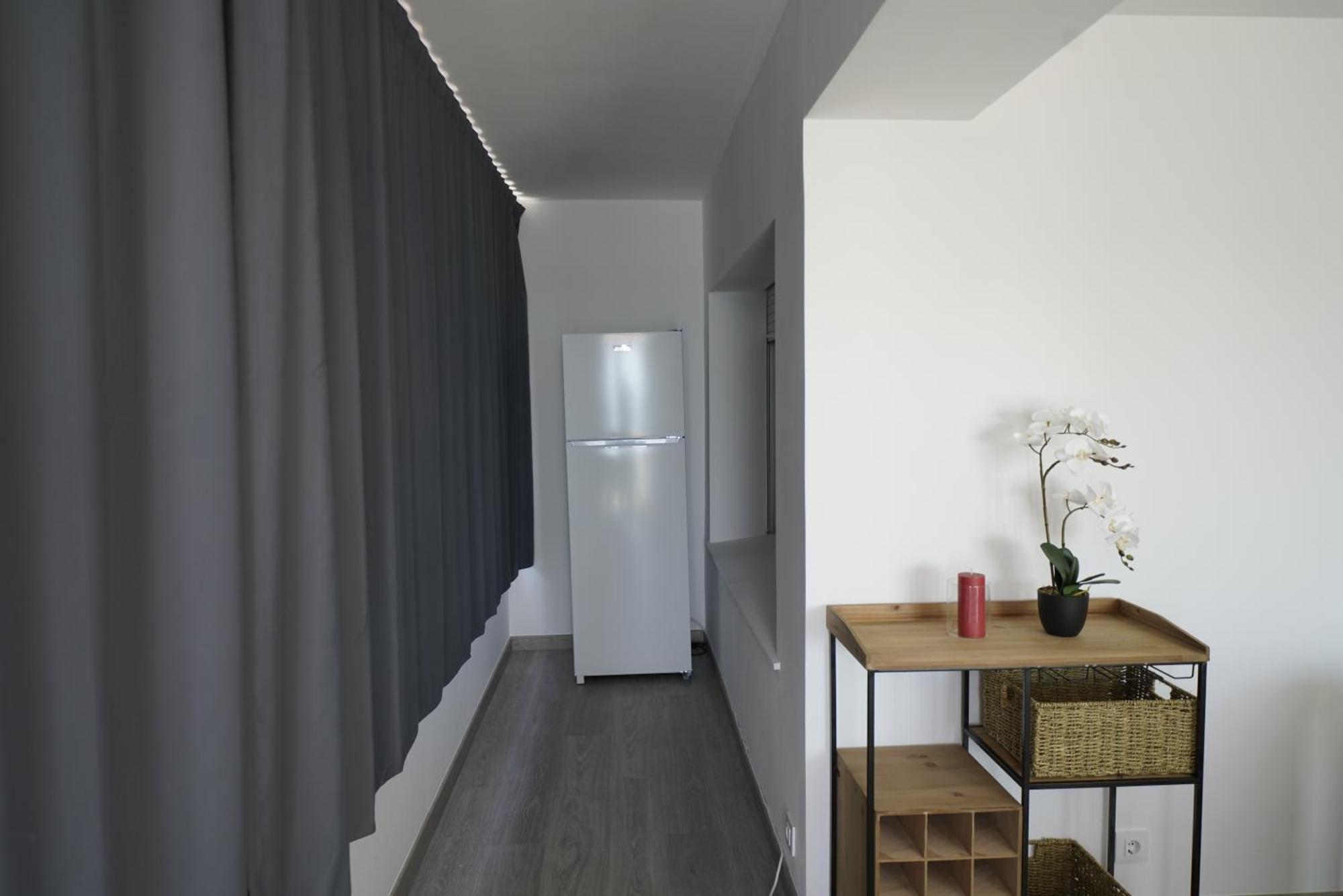 Apartamento Frente Al Mar Con Una Amplia Terraza Y Vistas A La Bahia *