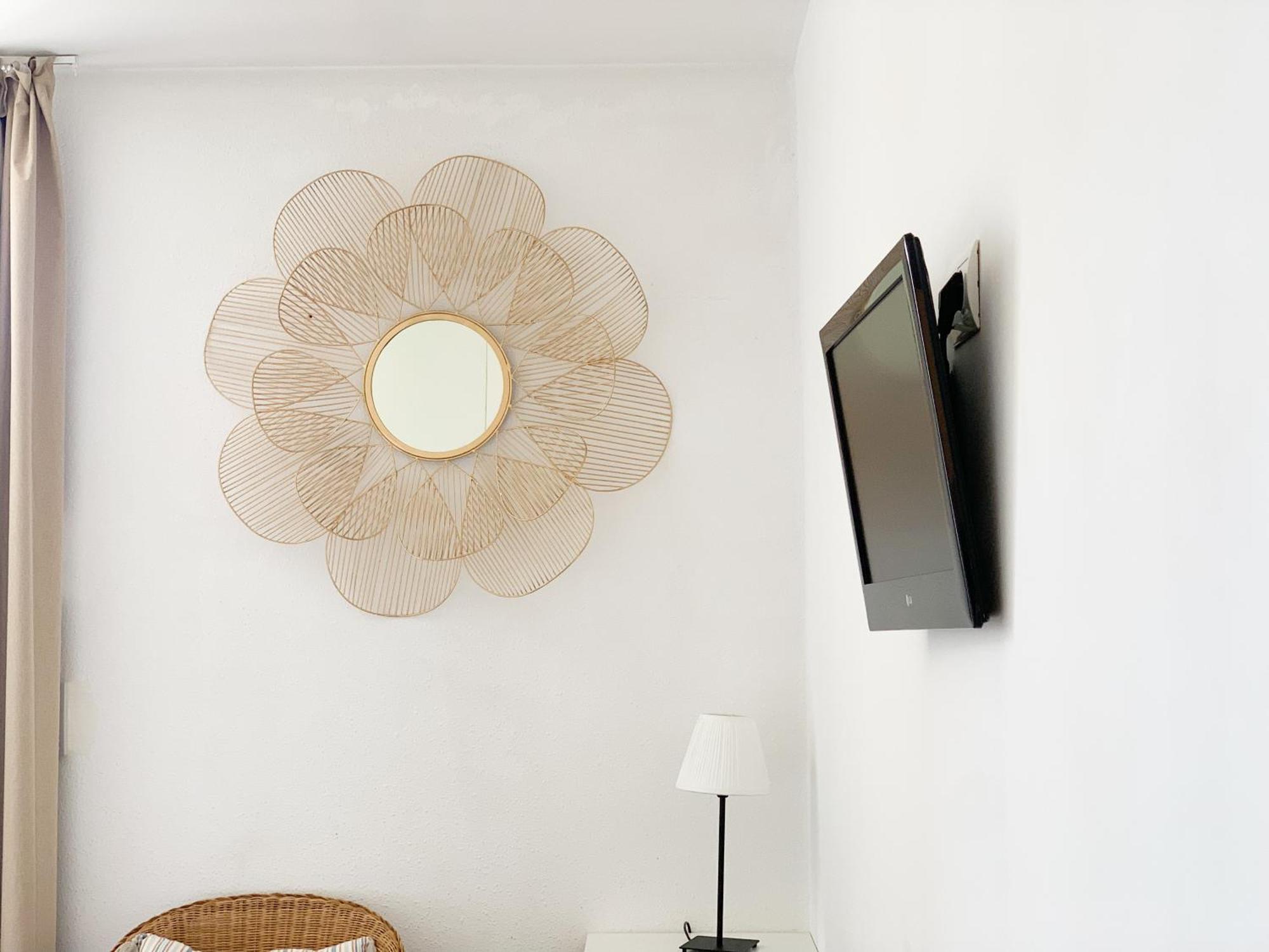 Centrica Con Aire Acondicionado Bano Privado Nevera Habitación en casa particular *