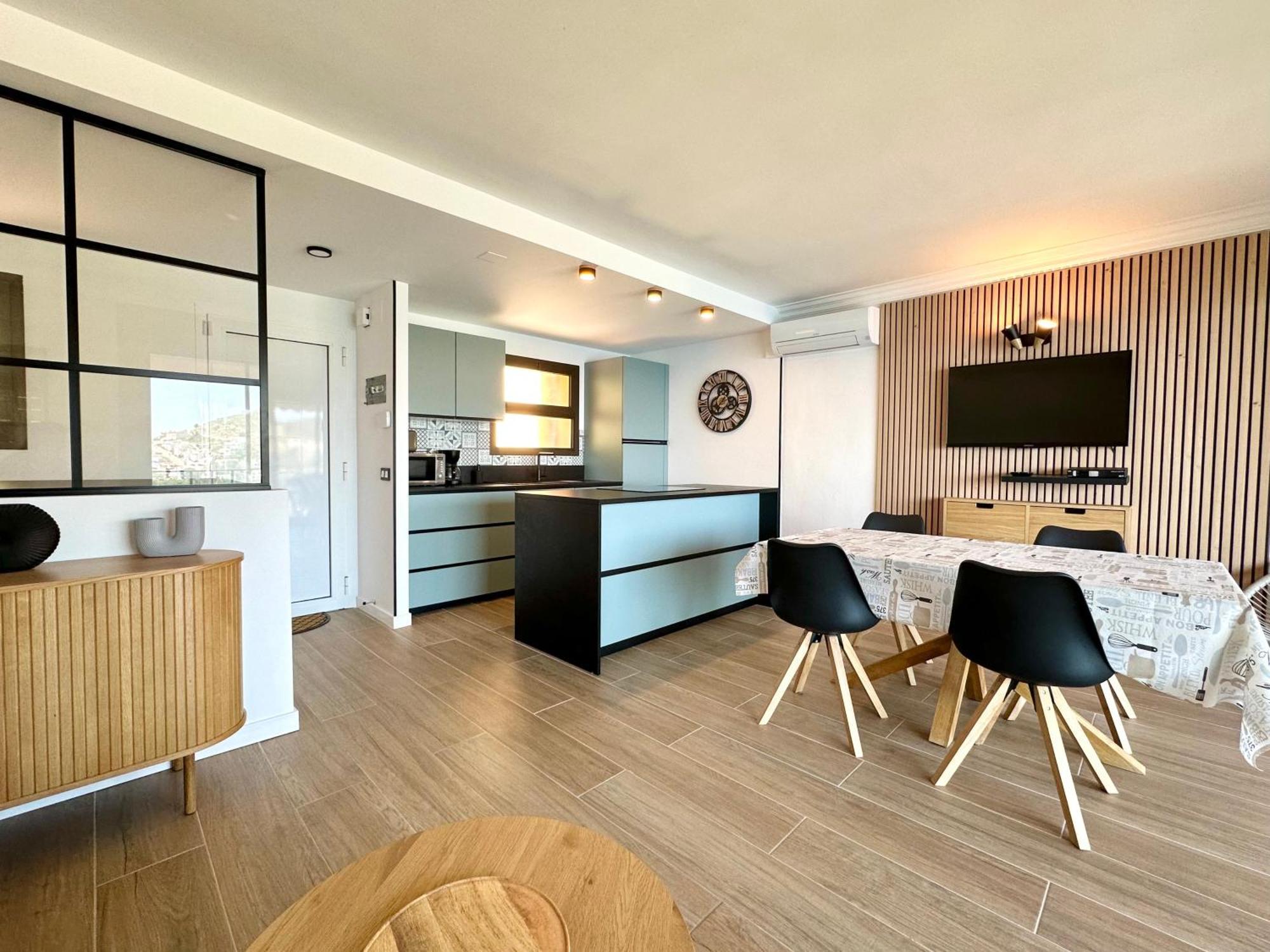 V027 - Joan Vinyoli Apartment *