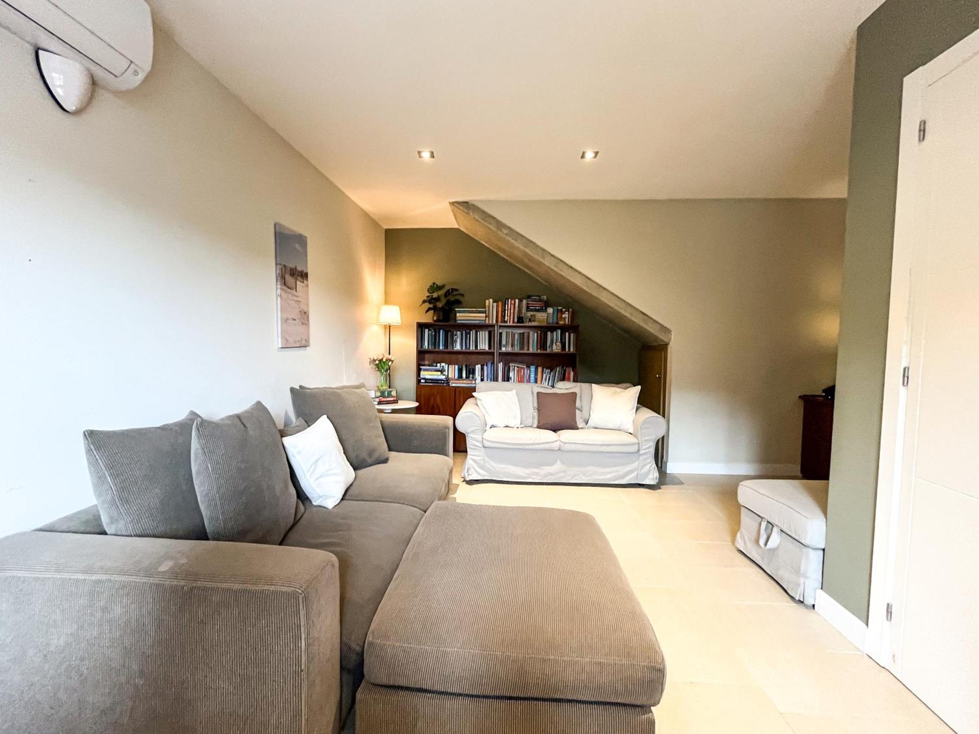 Peralta W Above Ground Pool Villa *