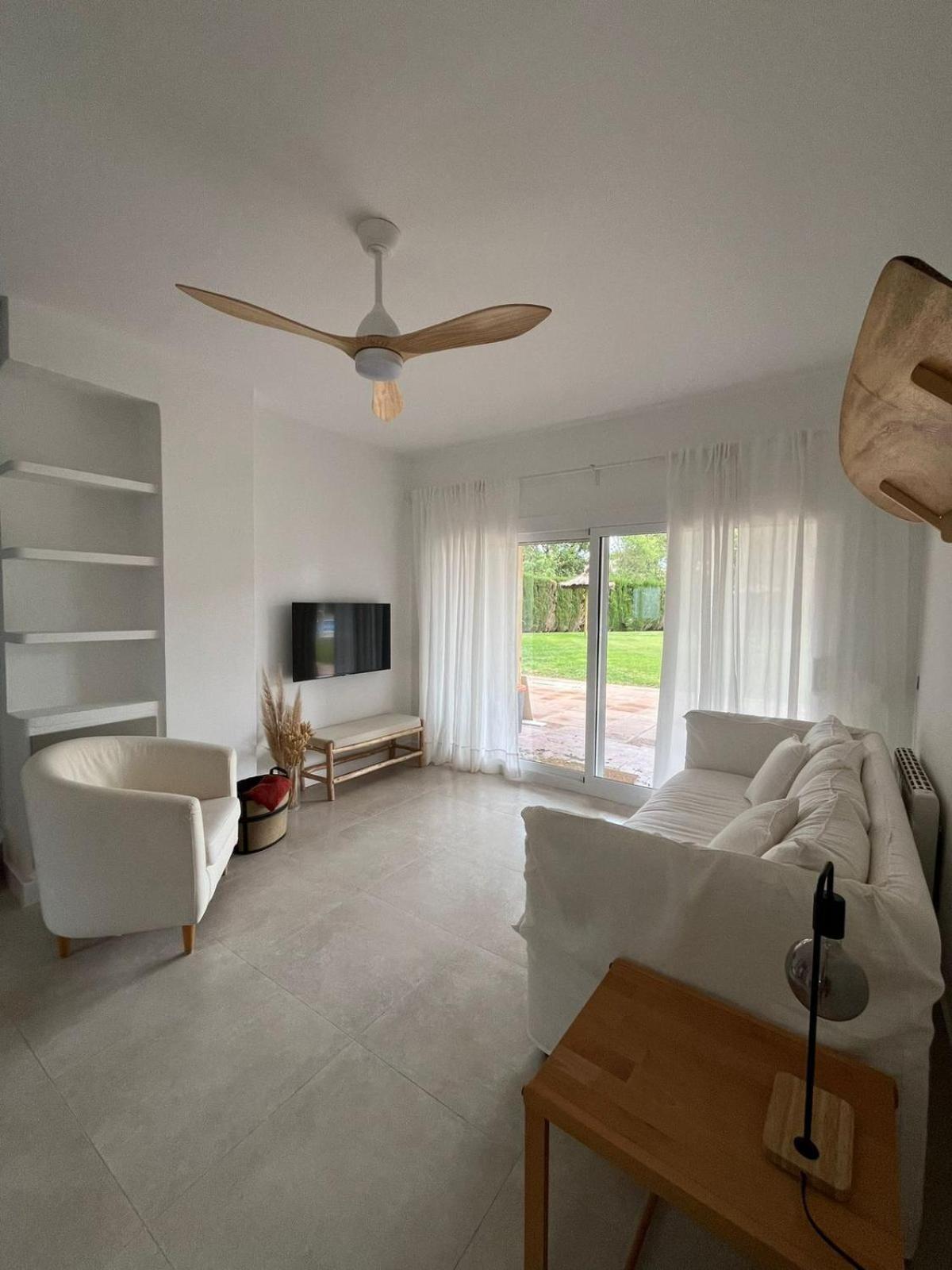Apartment - Piso Reformado Con Piscina, Wifi Y Parking Gratuito