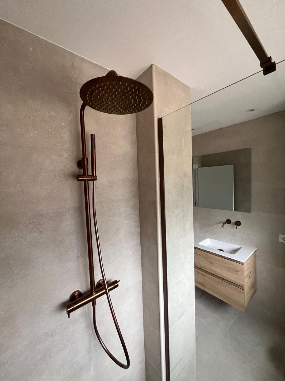 Apartment - Piso Reformado Con Piscina, Wifi Y Parking Gratuito *