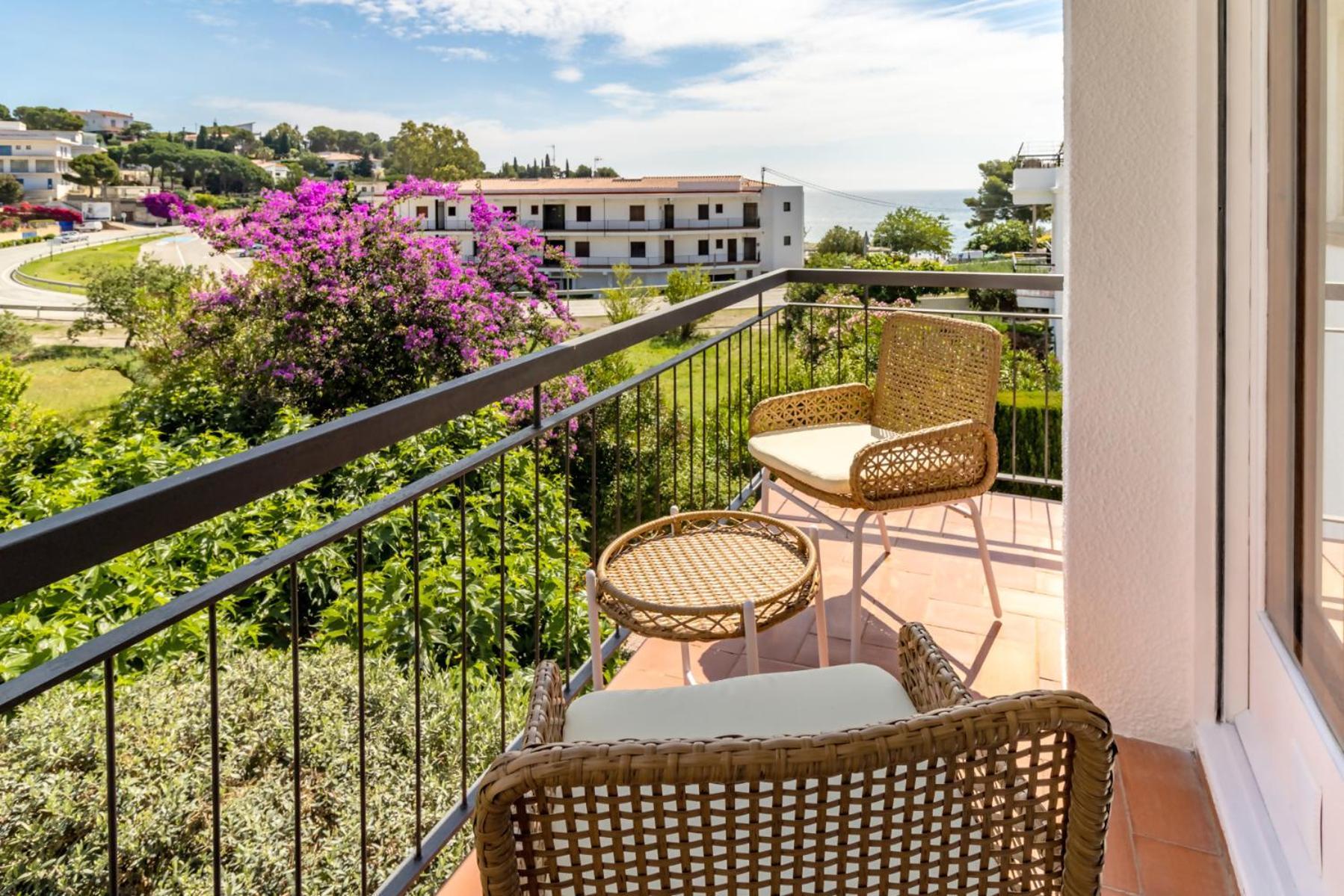 Grifeu 18 Con Terraza Y Vistas *