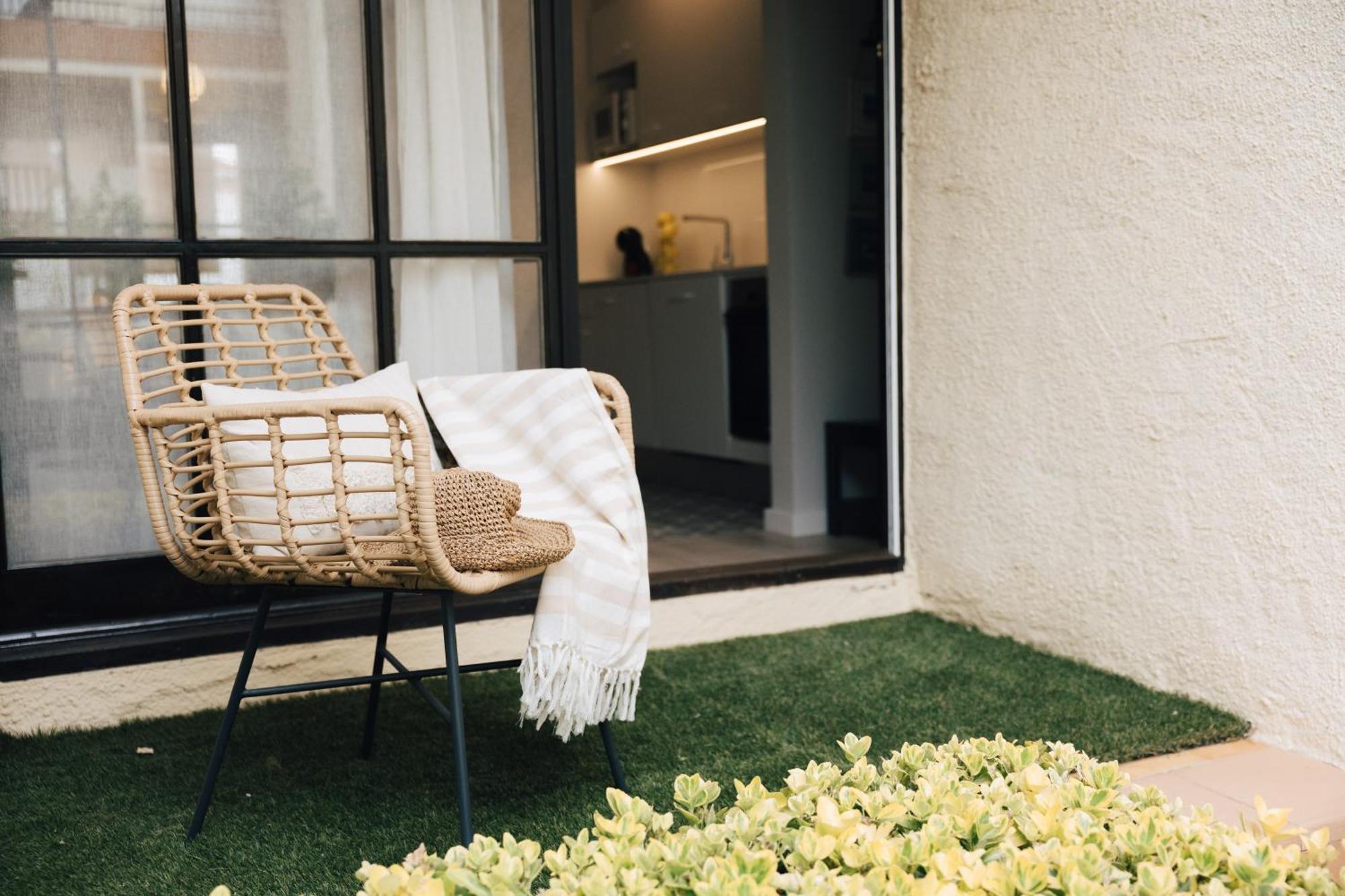 With Air Conditioning And Communal Pool Apartamento L' Escala