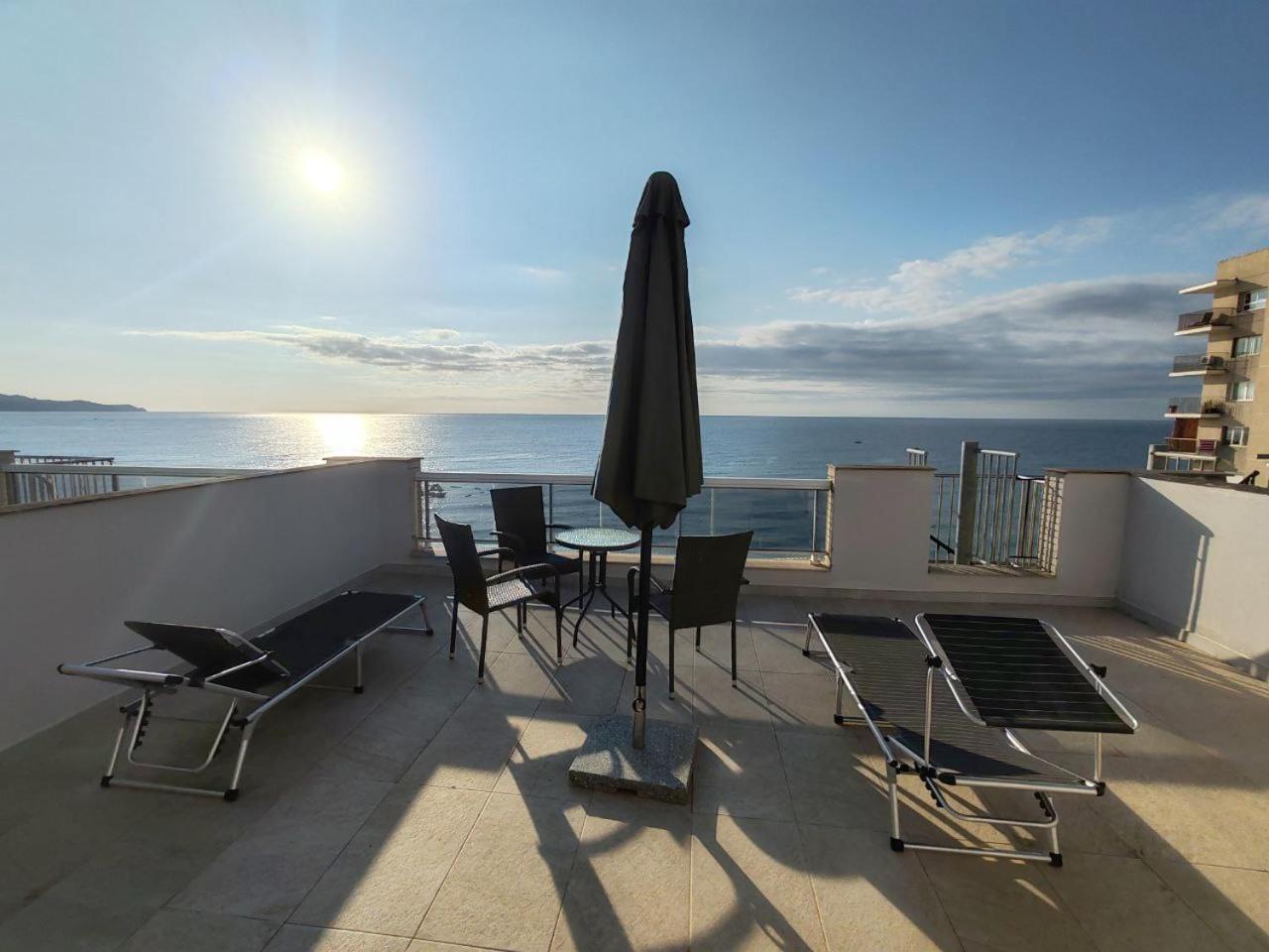 Seafront In Apartamento