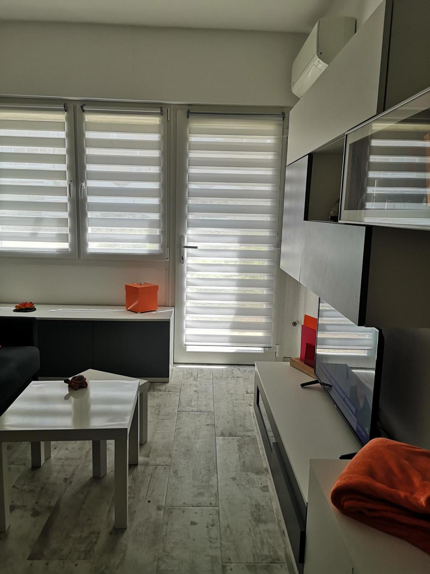 Gloria Crespo Casa Sector Muga Apartamento