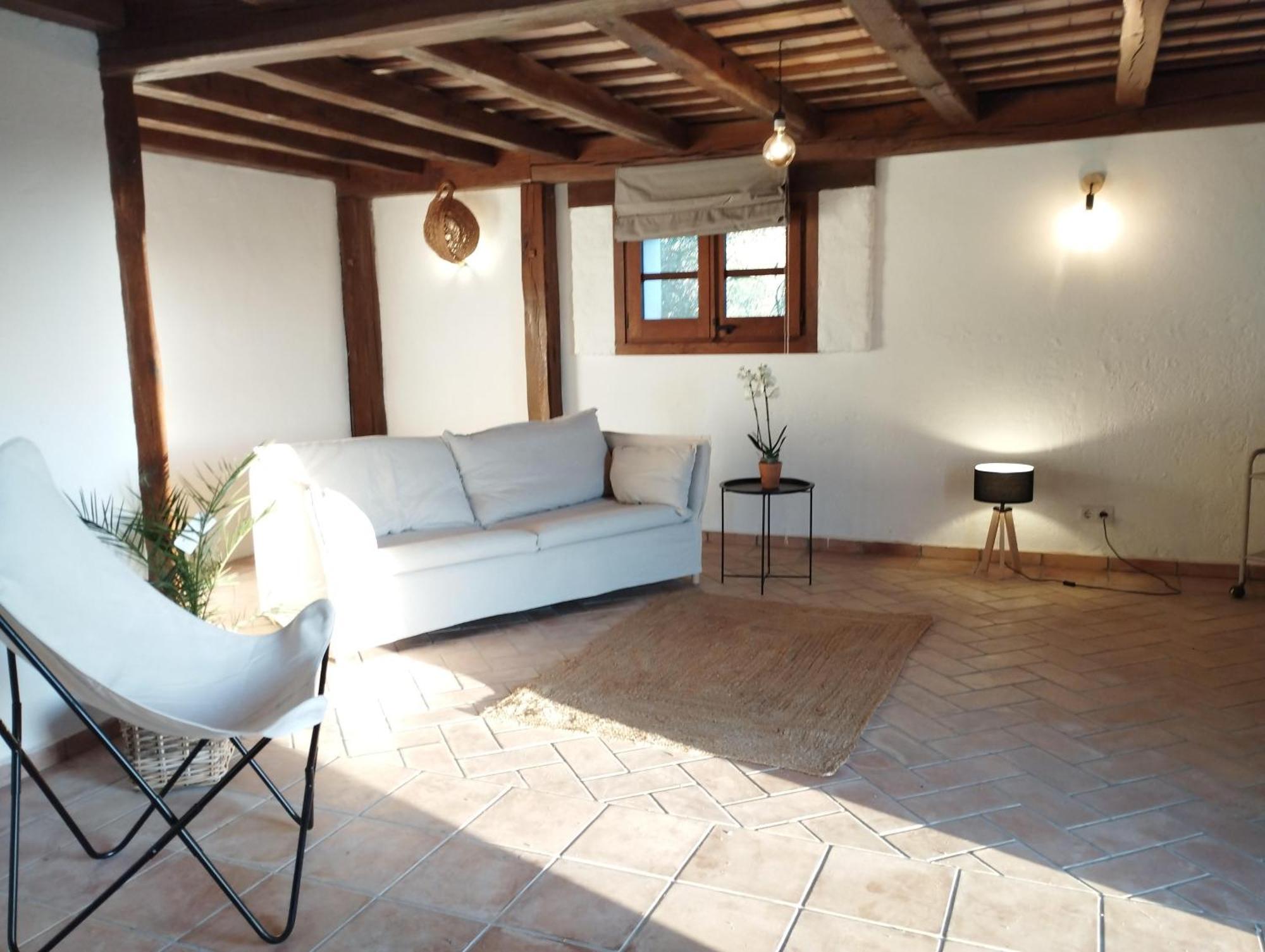 Fundacio L'olivar Bed & Breakfast *