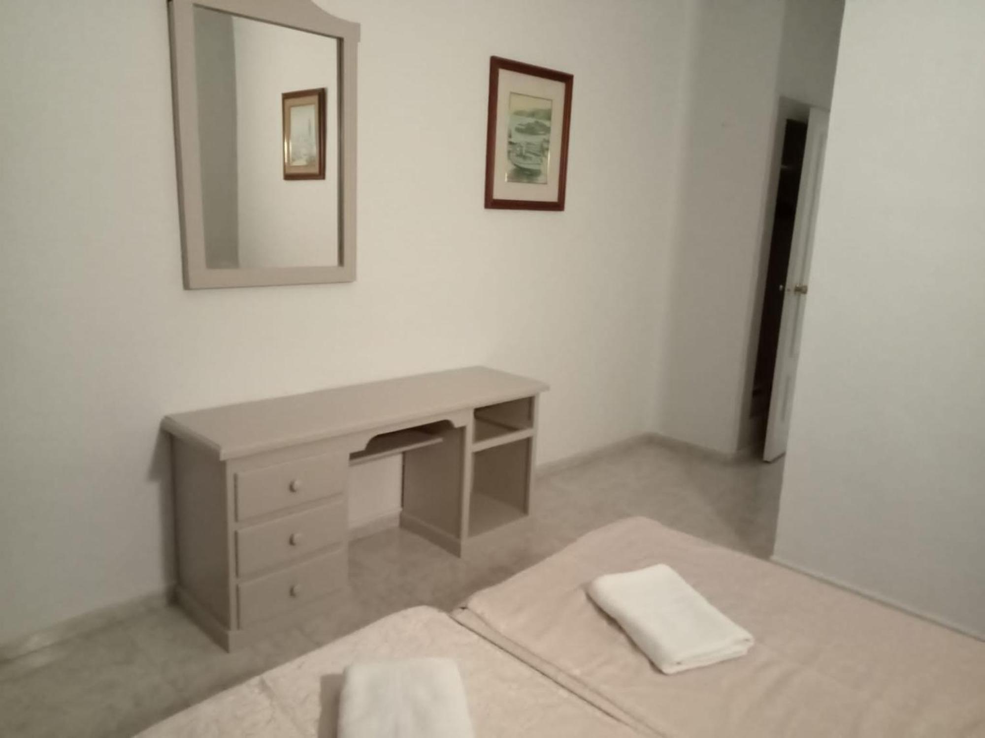 Aparthotel Castella *