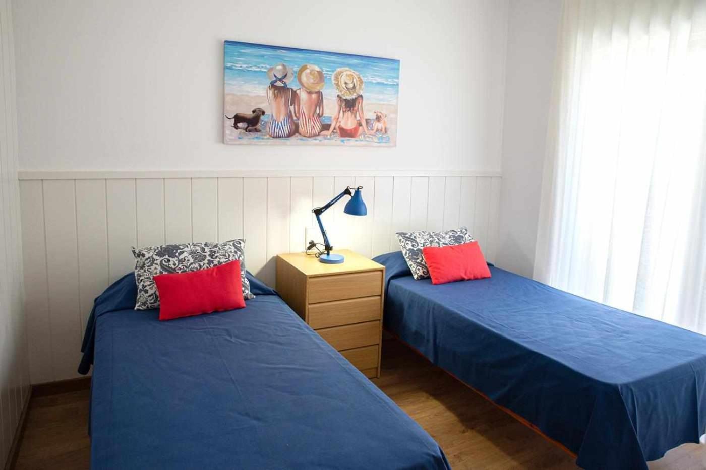 Espacioso Atico Con Piscina En Sagaro Apartamento