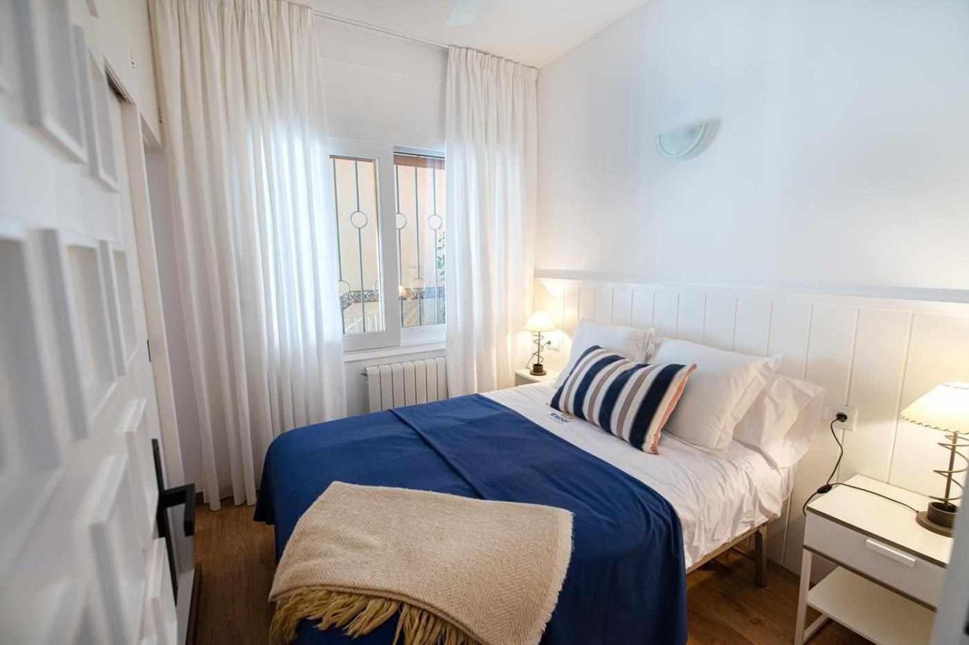 Apartamento Espacioso Atico Con Piscina En Sagaro *