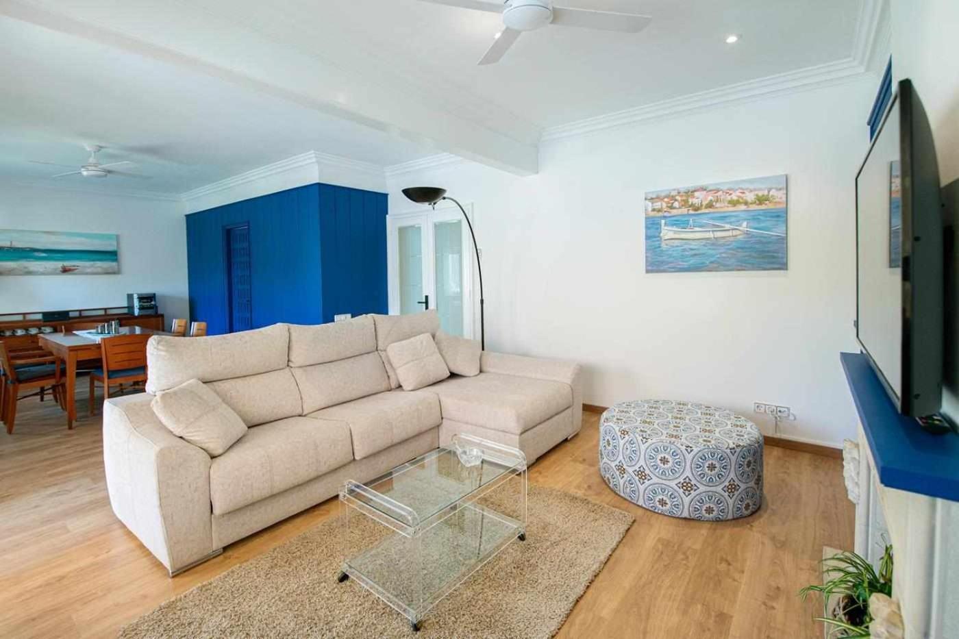 Apartamento Espacioso Atico Con Piscina En Sagaro *