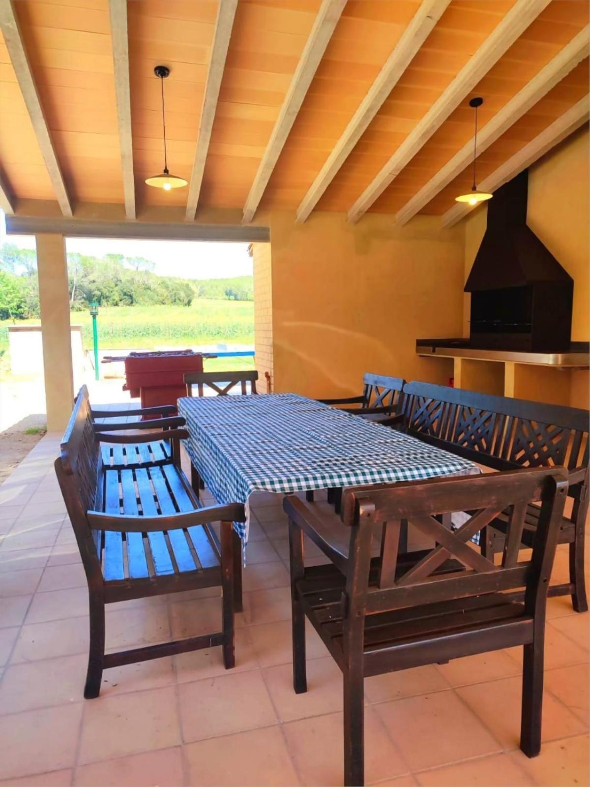 Masia Restaurada Con Piscina Privada28 Pax Villa Girona