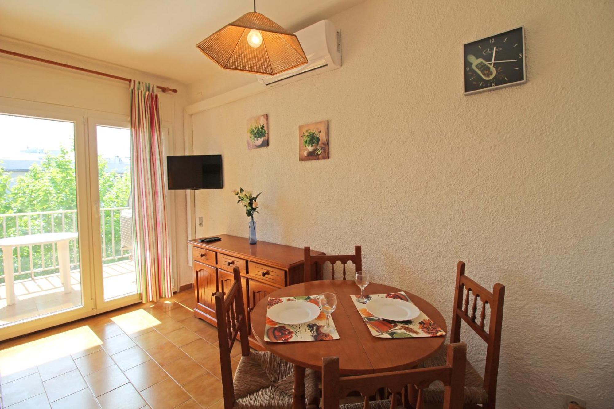 Apartamento Basic Comfort Poblat Tipic 0168 Ampuriabrava