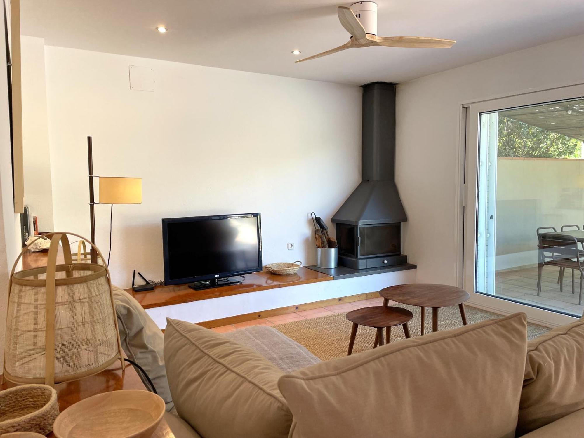 Llebeig -casa Mediterránea Con Gran Jardín Cadaqués