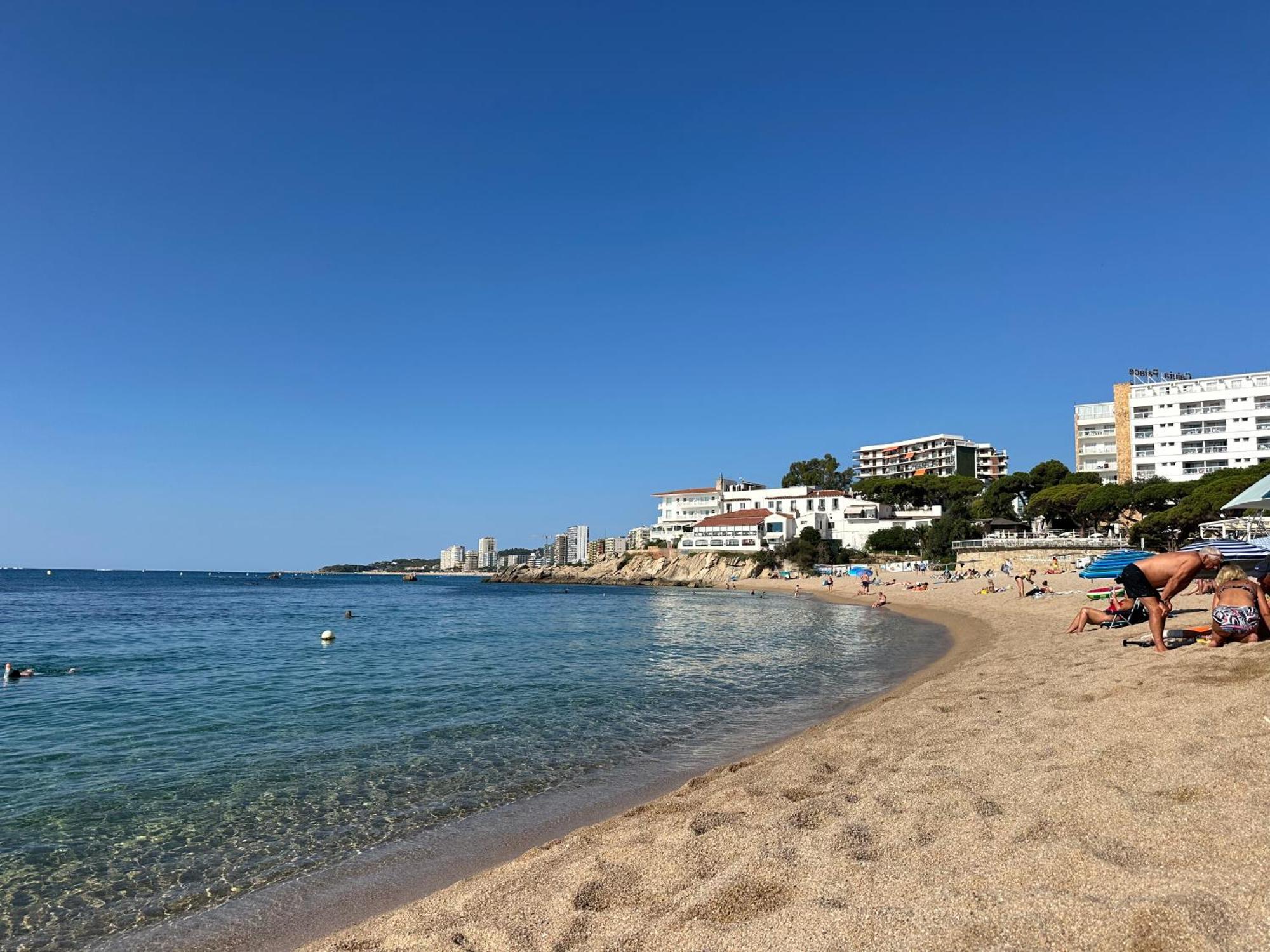 Beachfront Rooftop Haven In Playa De Aro *