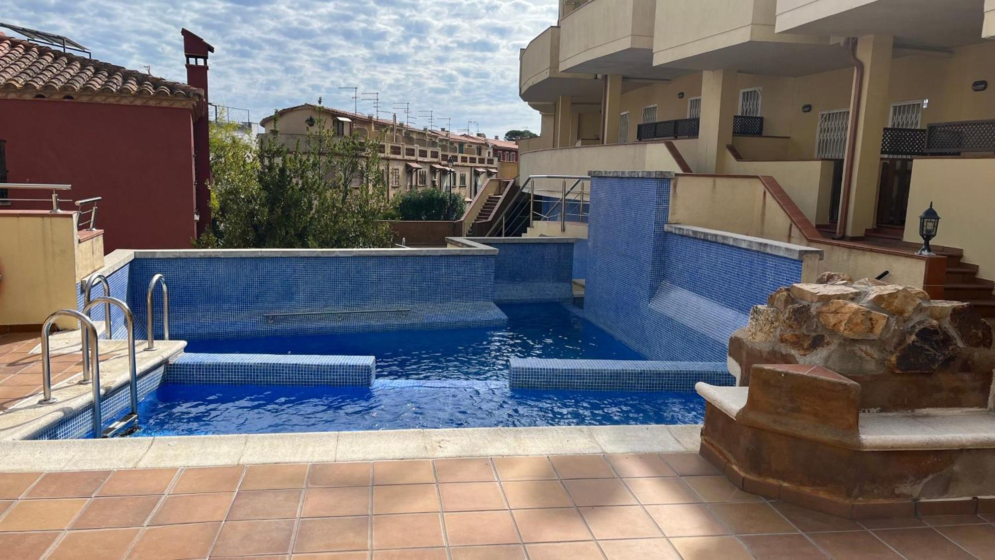 Casa Con Piscina En El Casco Historico Сasa de vacaciones *