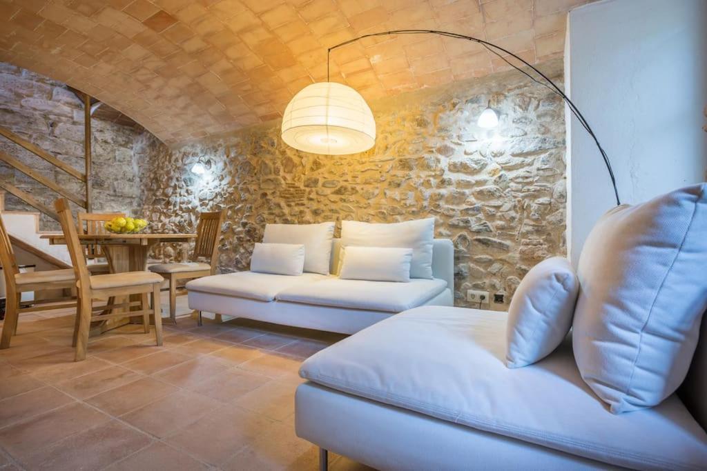 'la Petita' Costa Brava Chic Welcoming Medieval Village *