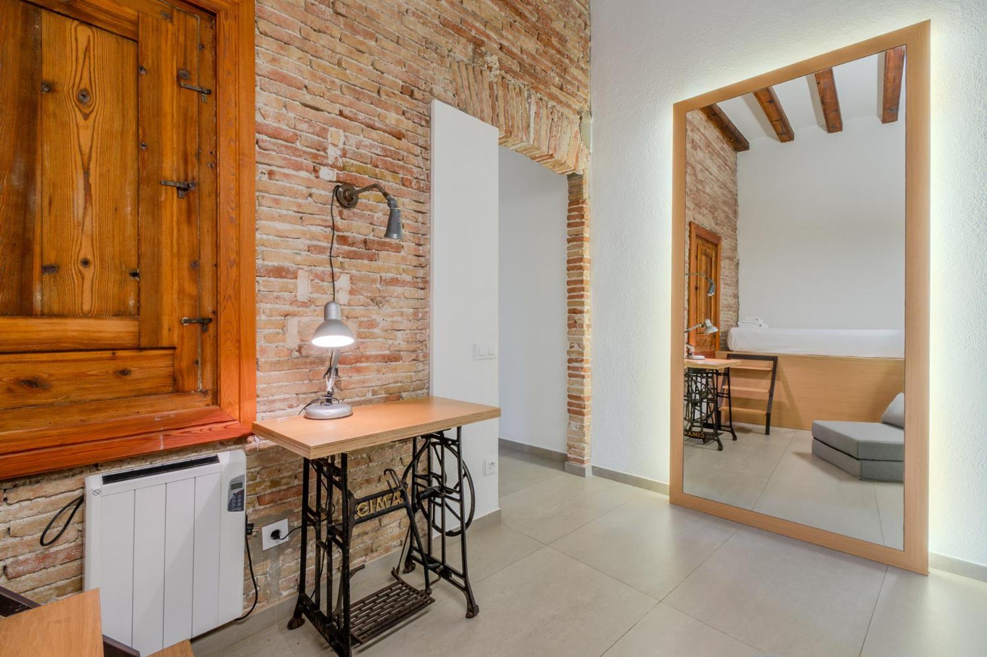 Flateli Ballesteries 15 * Girona