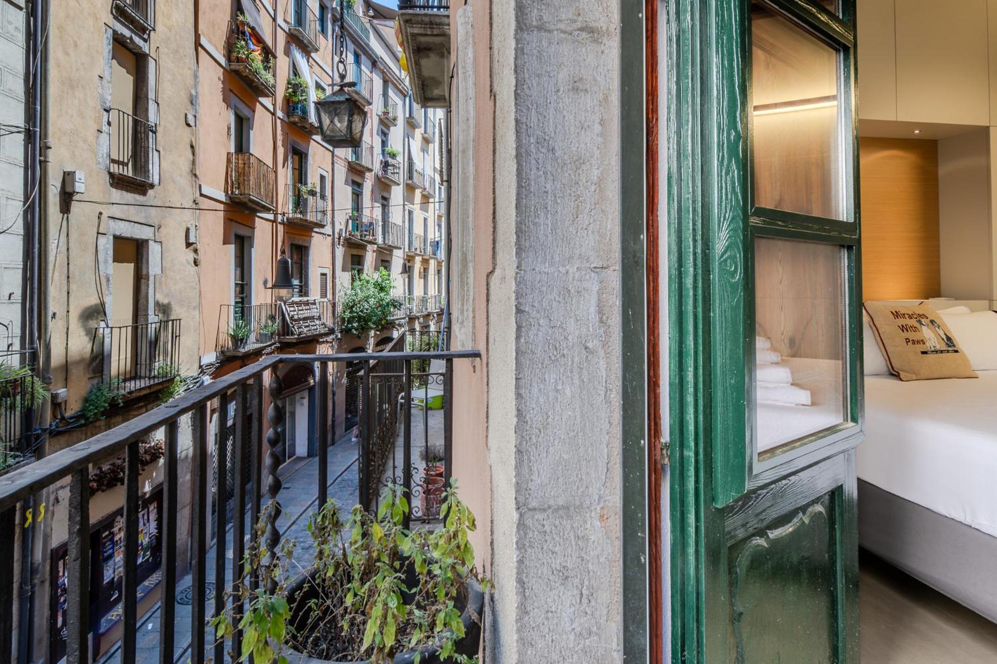 Flateli Ballesteries 15 Apartment *