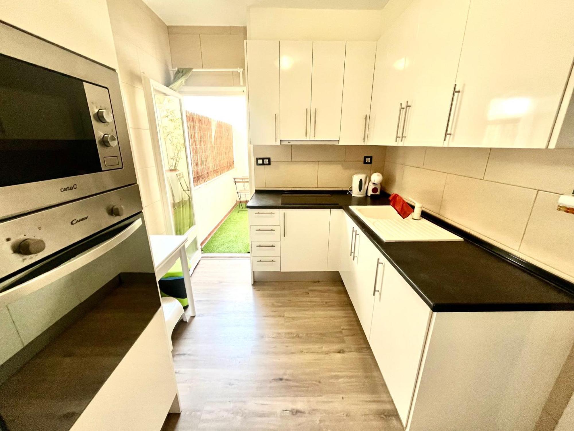 Piso Reformado A 80 M De La Playa Apartment *