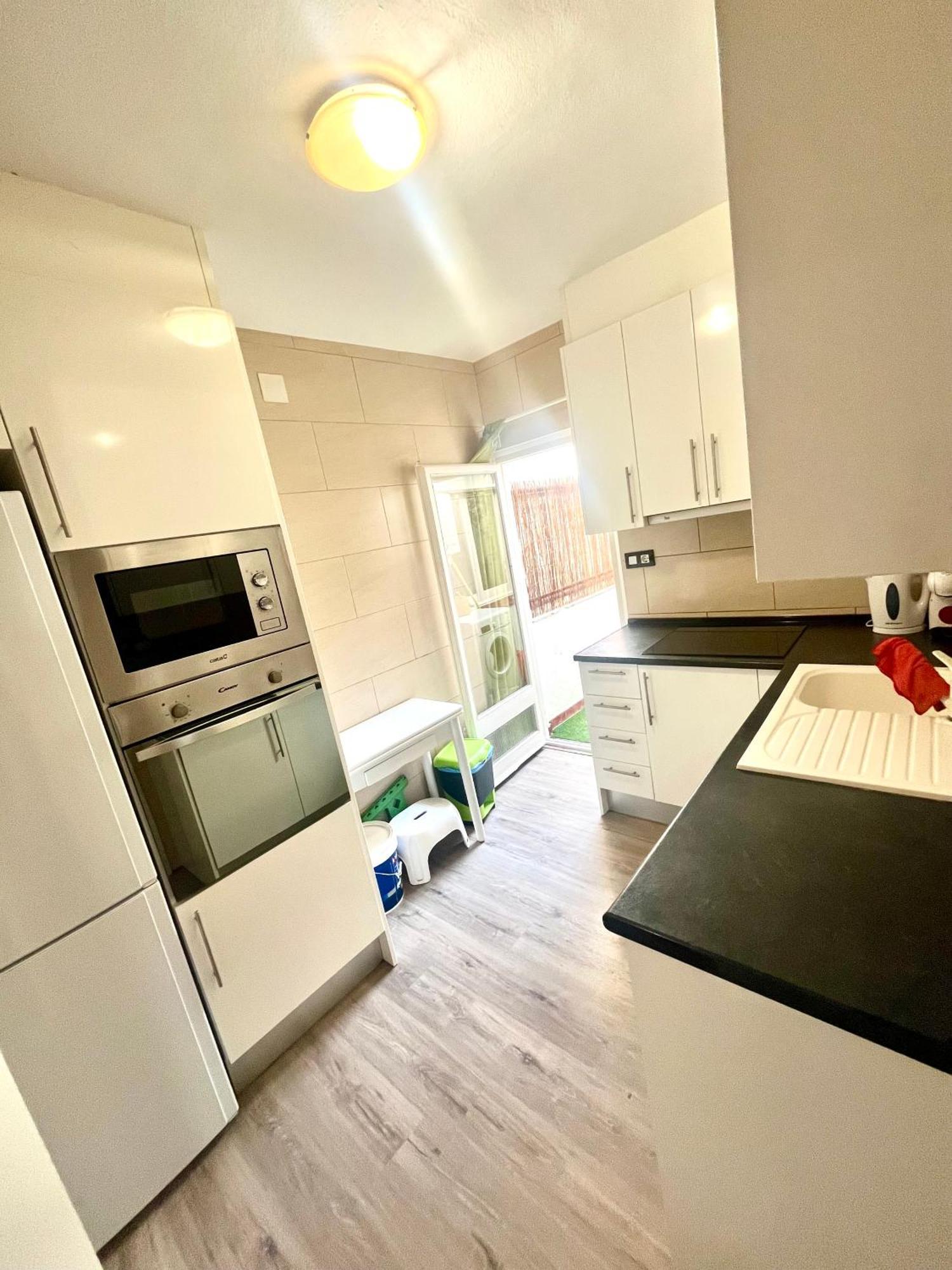 Apartment Piso Reformado A 80 M De La Playa